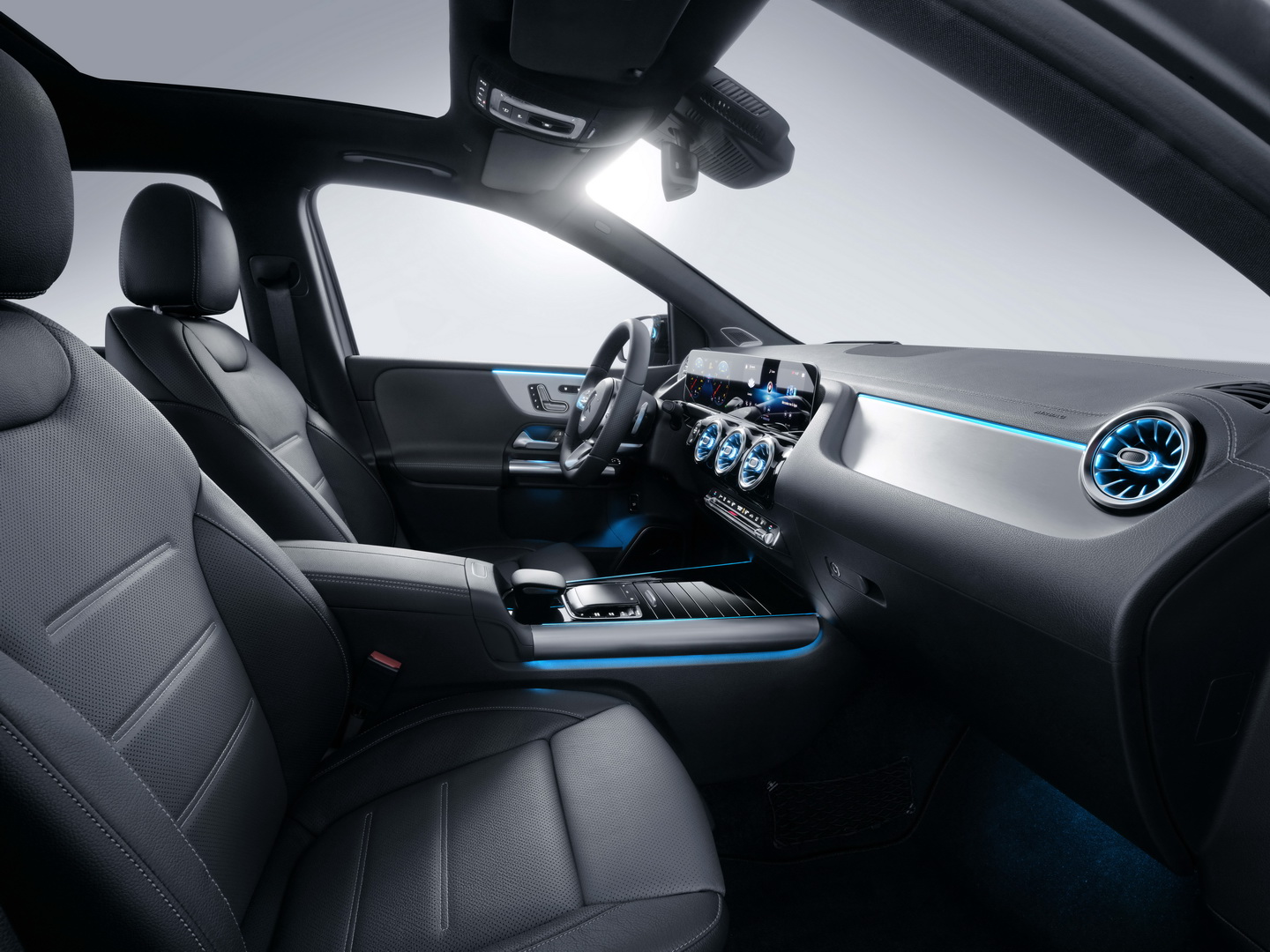 Mercedes-Benz B-Klasse, W 247, 2018 // Mercedes-Benz B-Class, W All-New Mercedes B-Class Lands In Paris With Fresh Looks And Tech