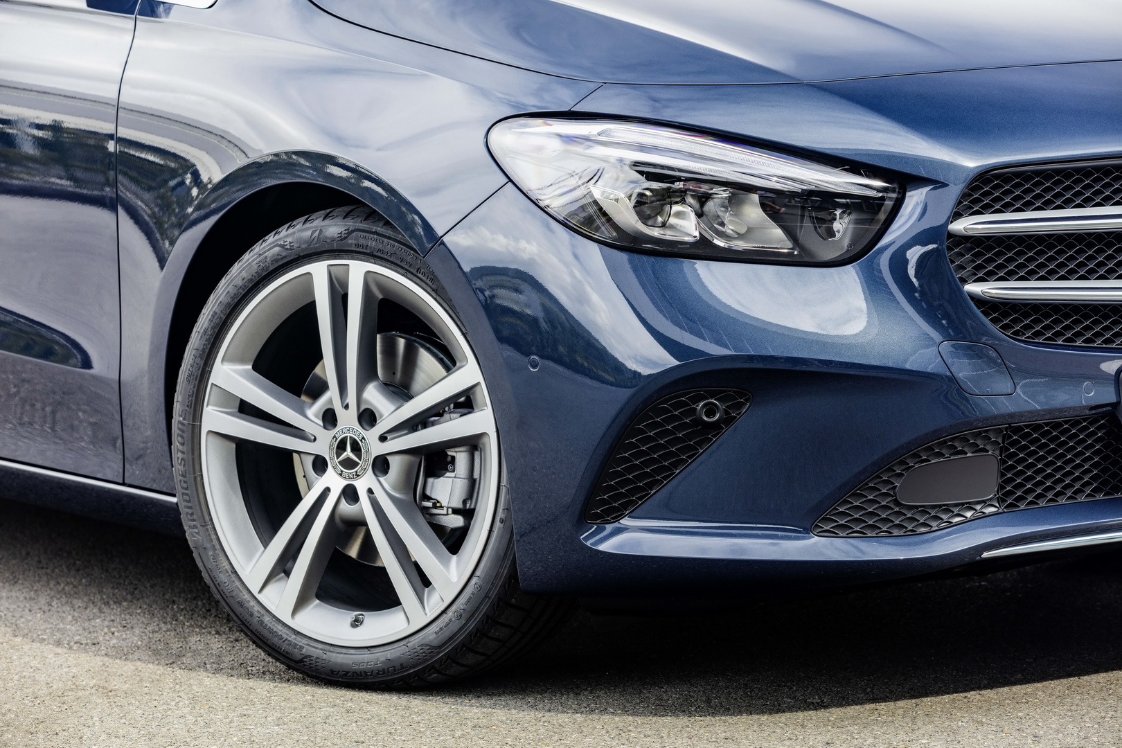 Mercedes-Benz B-Klasse, W 247, 2018 // Mercedes-Benz B-Class, W All-New Mercedes B-Class Lands In Paris With Fresh Looks And Tech