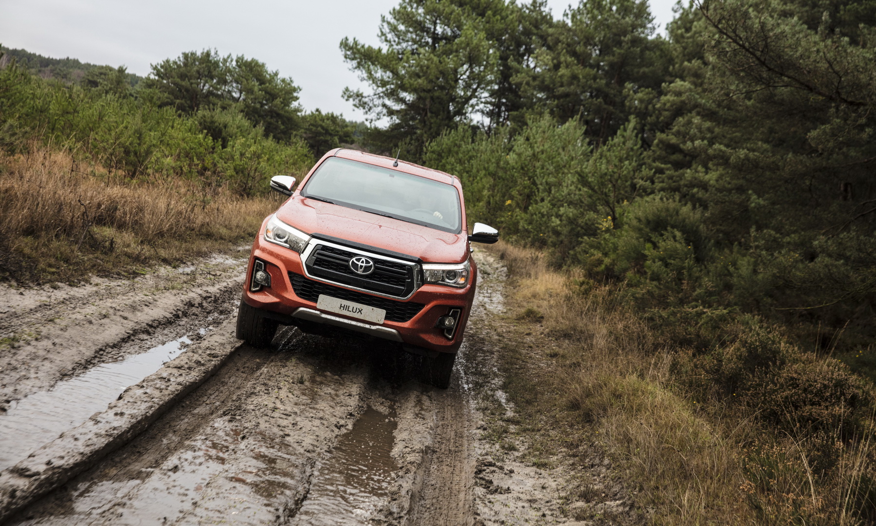 2019 toyota hilux invincible x 87 Toyota Hilux Gains New Invincible X Range-Topping Trim And Limited Edition In UK