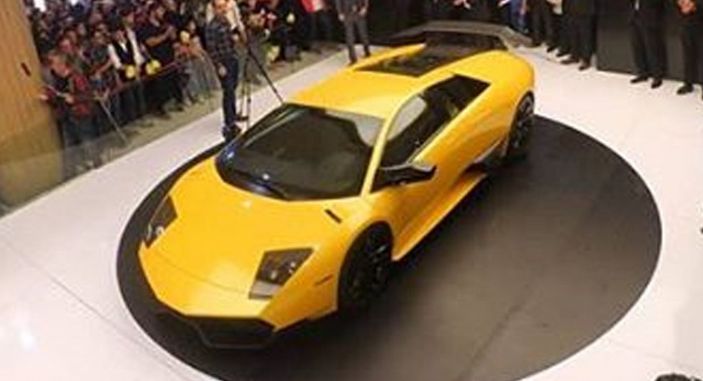  Iranian Company Reverse-Engineers Lamborghini Murciélago, Uses A Hyundai V6