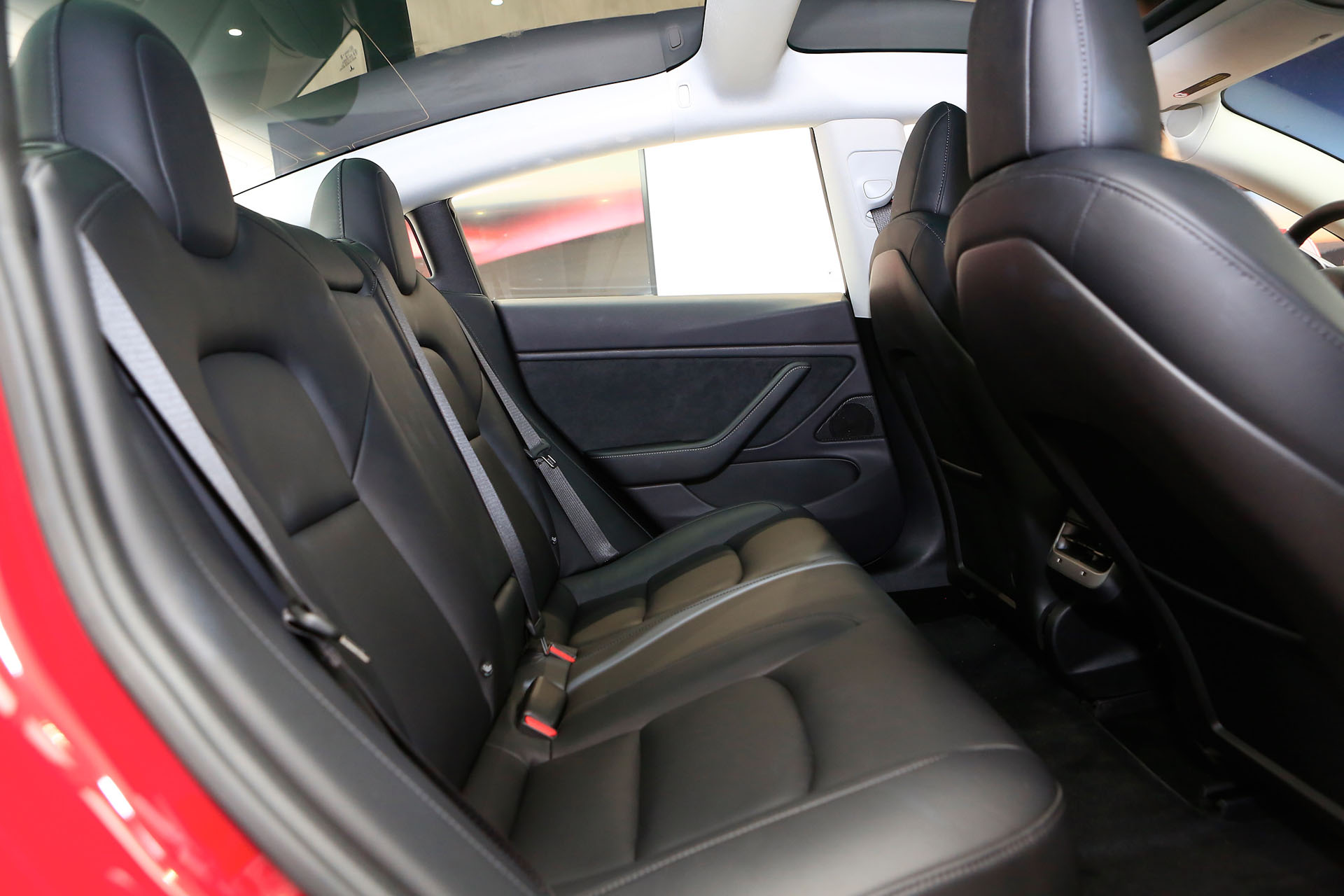 Auto Salon Paris / Mondial Paris Motor Show 2018, France, Paris, 03 Tesla Model 3 Looks Just As At-Home In Paris As It Does In America