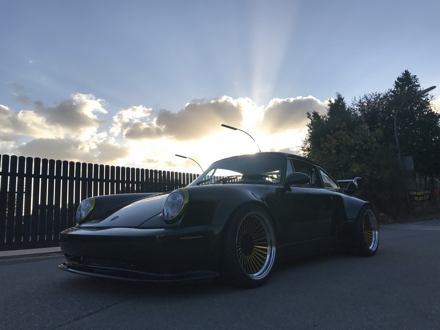 1993 porsche 911 turbo Wagenbauanstalt tuning 10 1993 Porsche 911 Turbo Does Away With Subtleties, Goes OTT