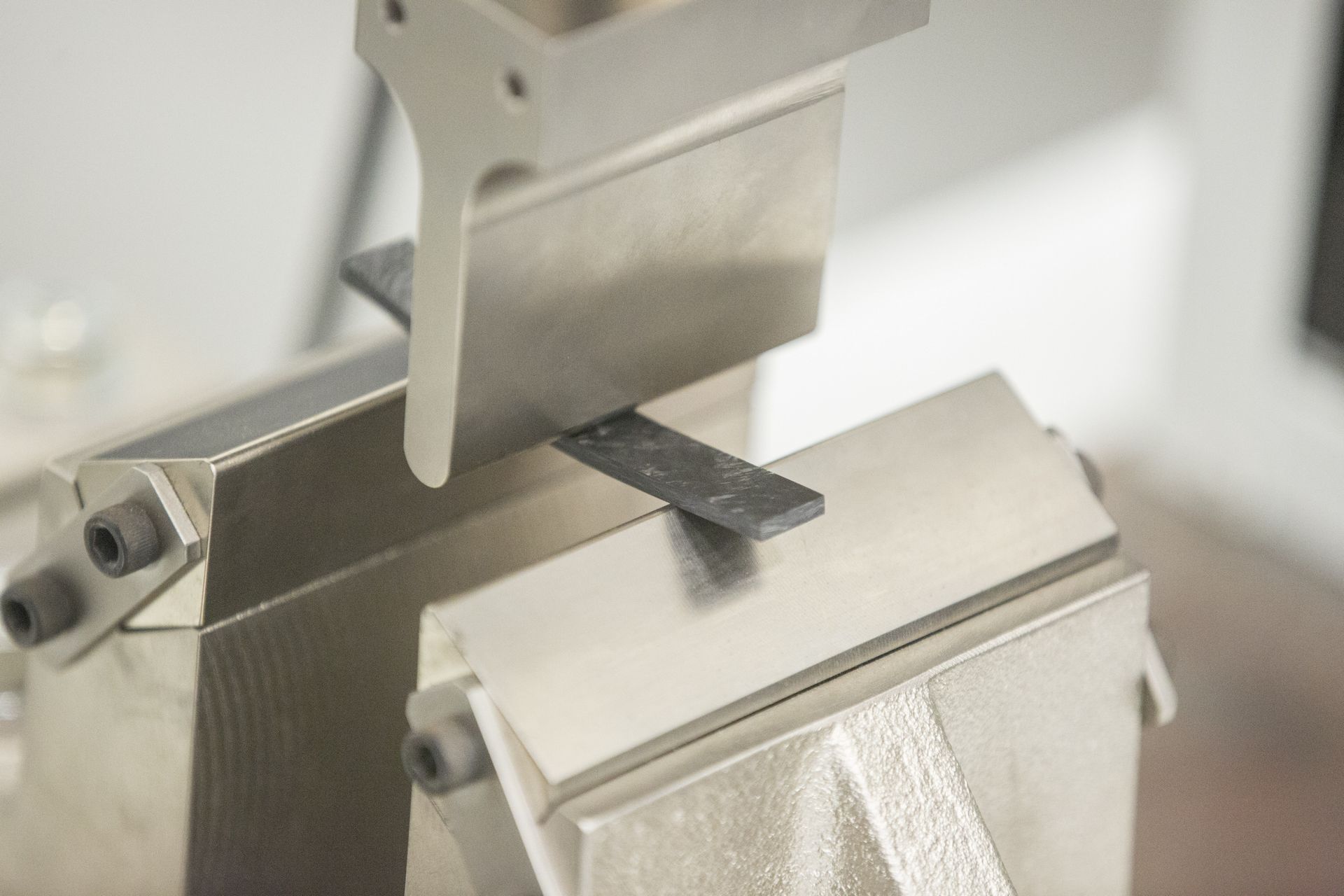 Ford-Graphene-2 Ford To Reduce Noise Using Graphene Starting With The F-150 And Mustang