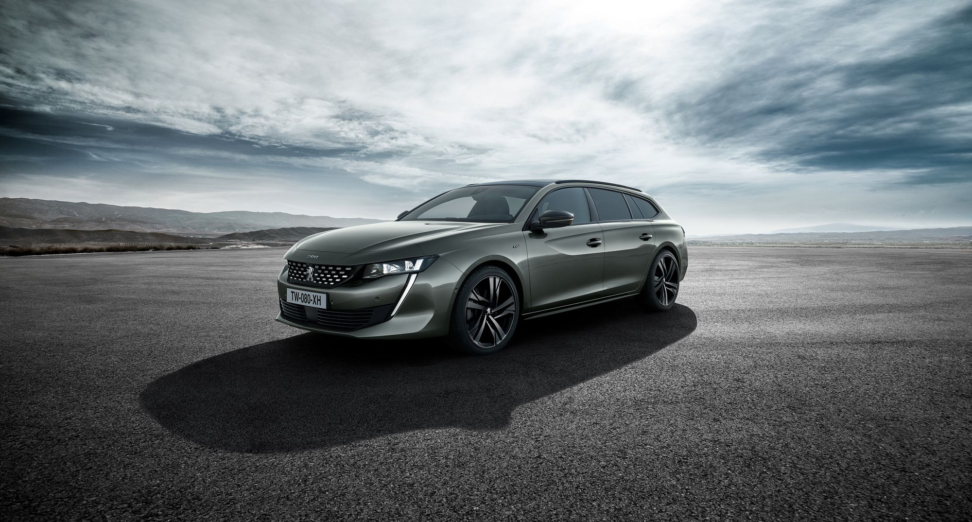 Peugeot-508-SW-First-Edition-Paris-Auto-Show-8 Peugeot 508 SW First Edition Comes To Paris With Special Features