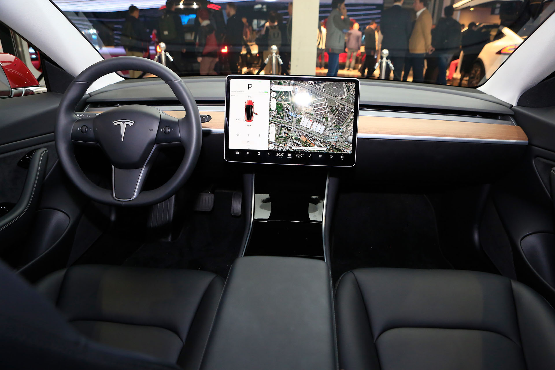 Auto Salon Paris / Mondial Paris Motor Show 2018, France, Paris, 03 Tesla Model 3 Looks Just As At-Home In Paris As It Does In America