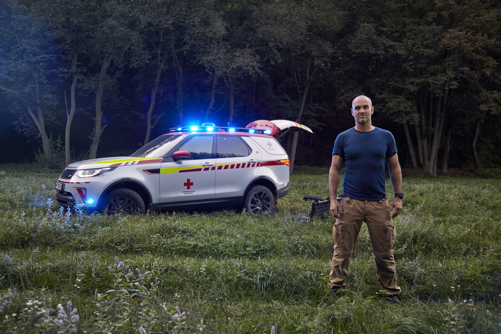 Land Rover Discovery Emergency Response Vehicle-28 Land Rover SVO Builds A One-Off Discovery Emergency Vehicle Complete With A Drone
