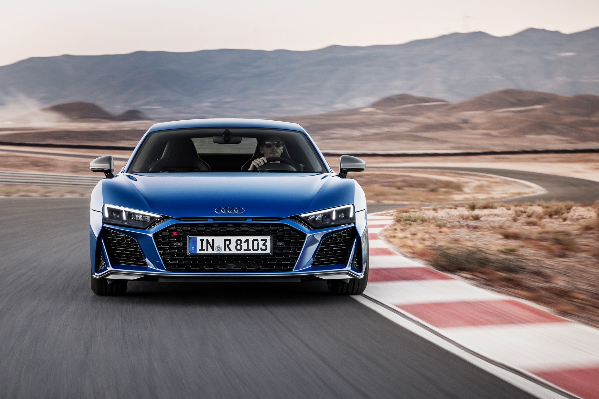 2019-Audi-R8-14 2019 Audi R8 Debuts With Sportier Styling And More Powerful V10 Engines