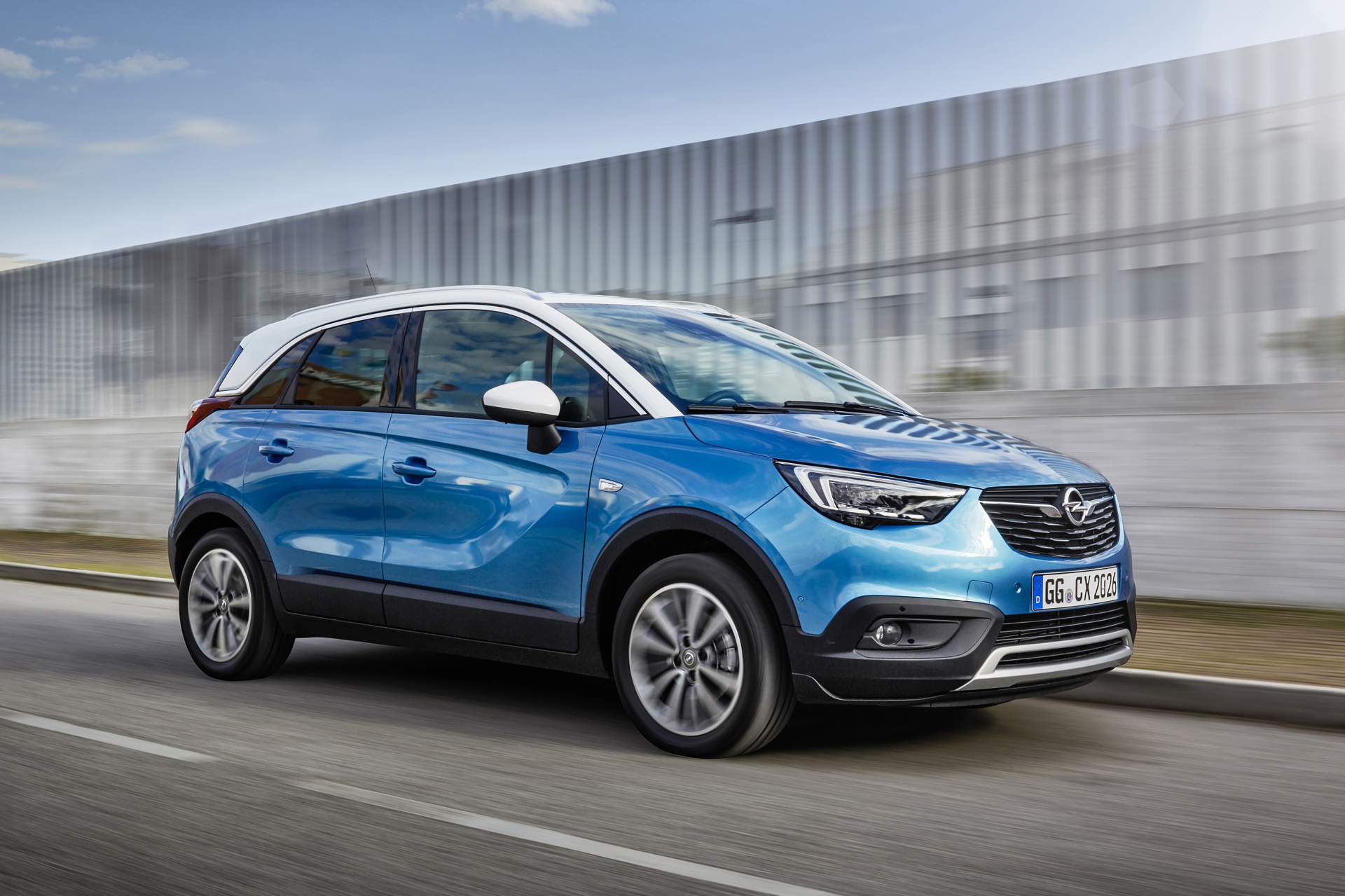 Opel Crossland X 1 Opel Updates Crossland X With New 120PS Diesel, Leather Seats