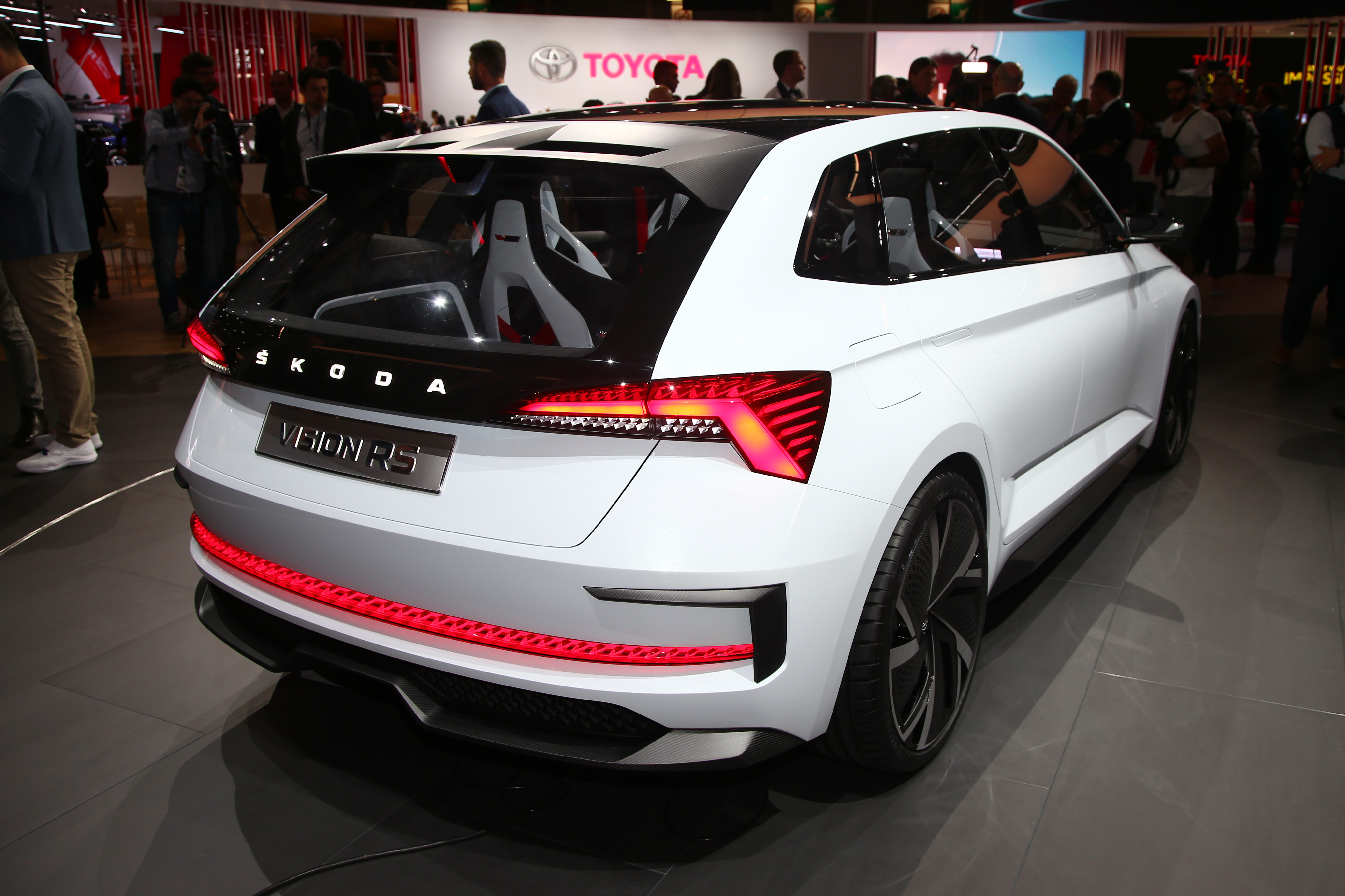 Skoda b8 2018 Paris Auto Show Gallery: Skoda & Seat