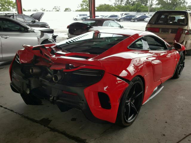 2016-mclaren-675lt-wrecked-copart-03 This McLaren 675LT’s Long Tail (And Nose) Got Shortened A Bit
