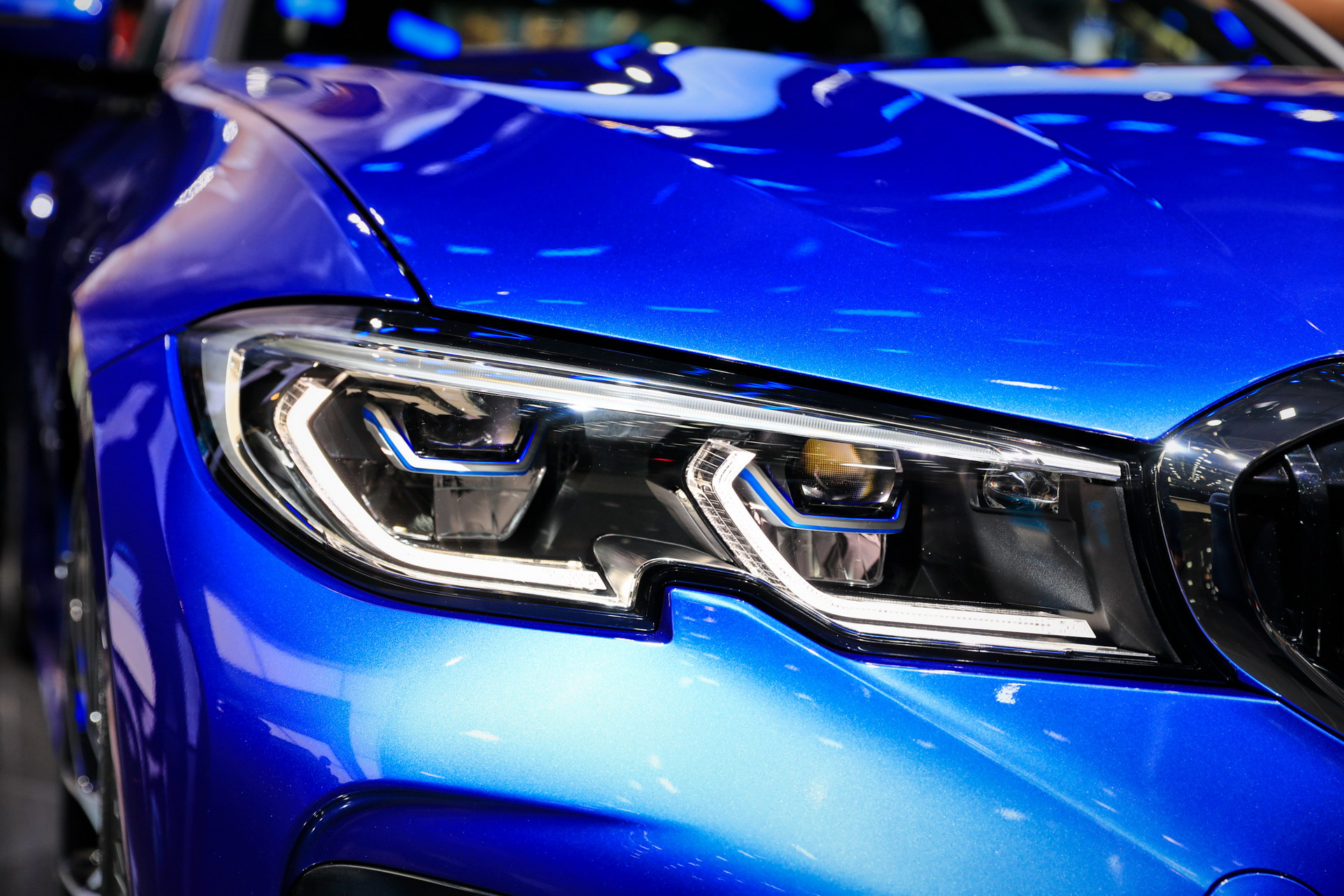 BMW 25 2018 Paris Auto Show Gallery: BMW