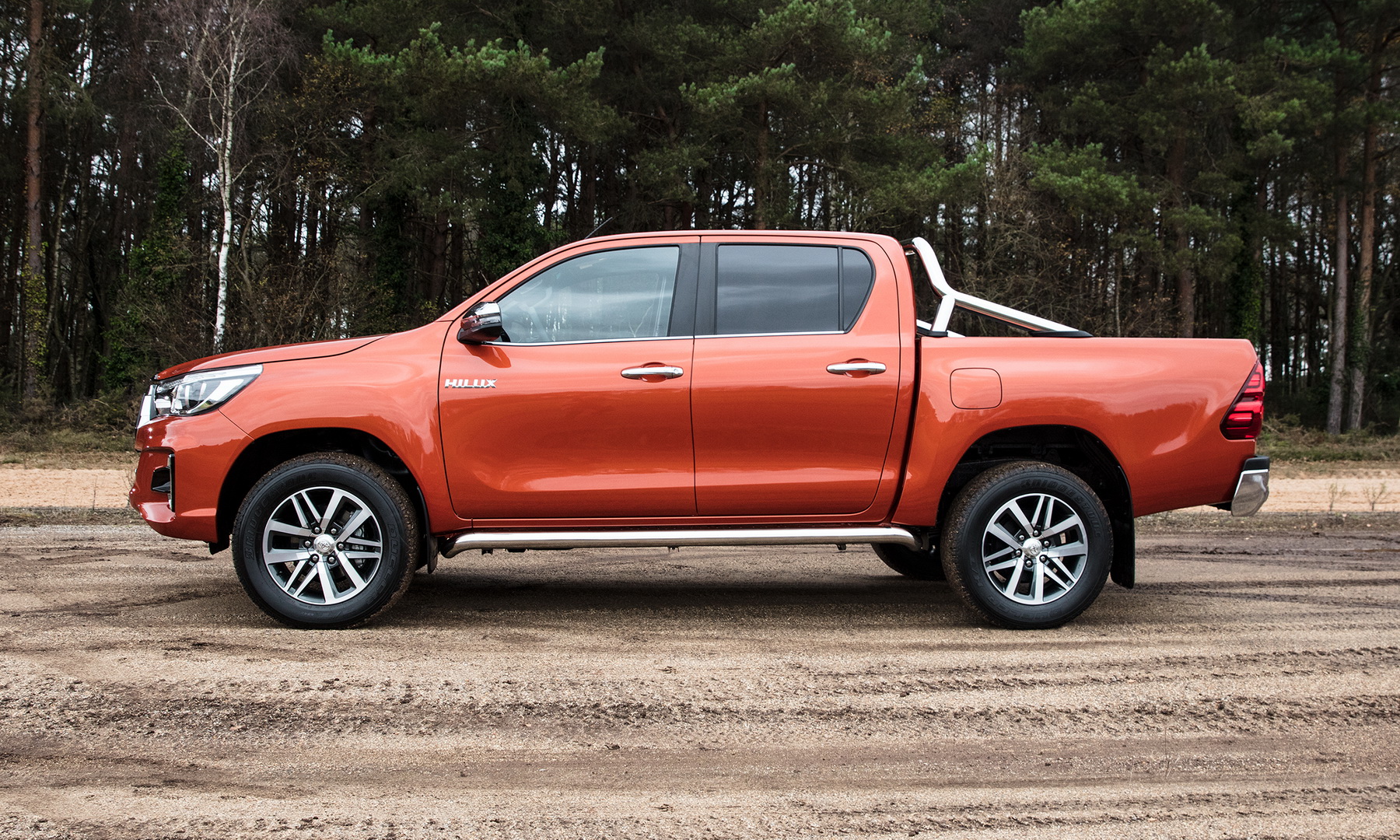 2019 toyota hilux invincible x 65 Toyota Hilux Gains New Invincible X Range-Topping Trim And Limited Edition In UK