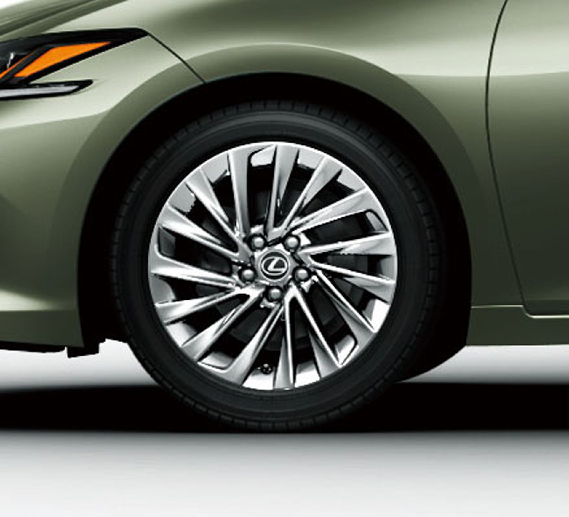 2019-lexus-es-jdm-85 2019 Lexus ES Launches In Japan Complete With Digital Mirrors