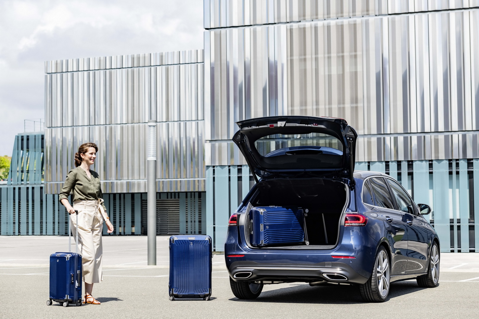 Mercedes-Benz B-Klasse, W 247, 2018 // Mercedes-Benz B-Class, W All-New Mercedes B-Class Lands In Paris With Fresh Looks And Tech