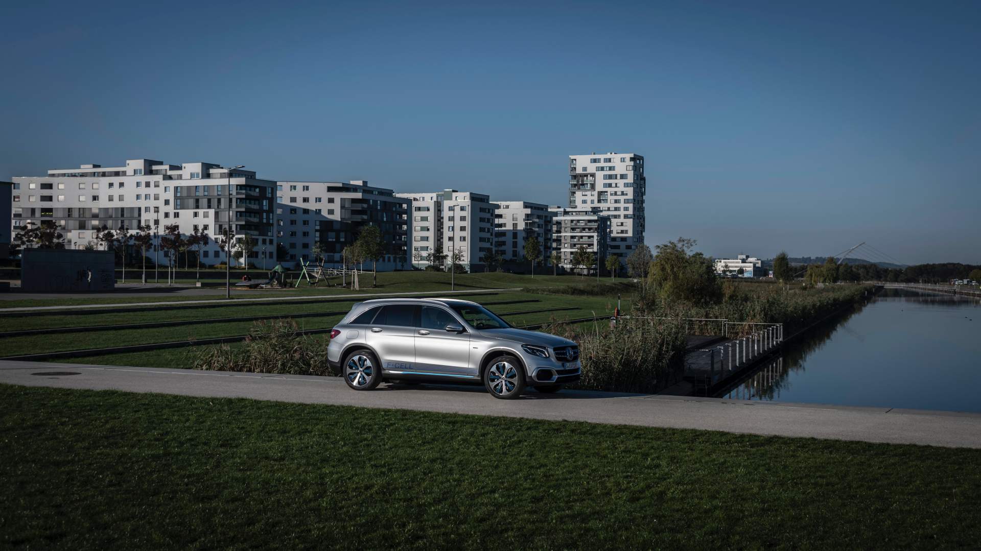 FV EQ Stuttgart 2018
Driven by EQ Stuttgart 2018 Mercedes Drops Full Details On GLC F-Cell Before Deliveries Begin