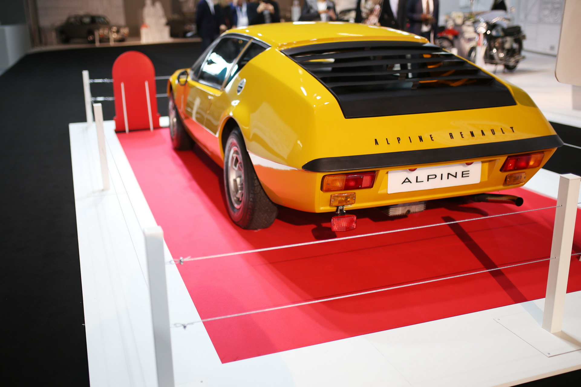 Renault 4d 2018 Paris Auto Show Gallery: Renault