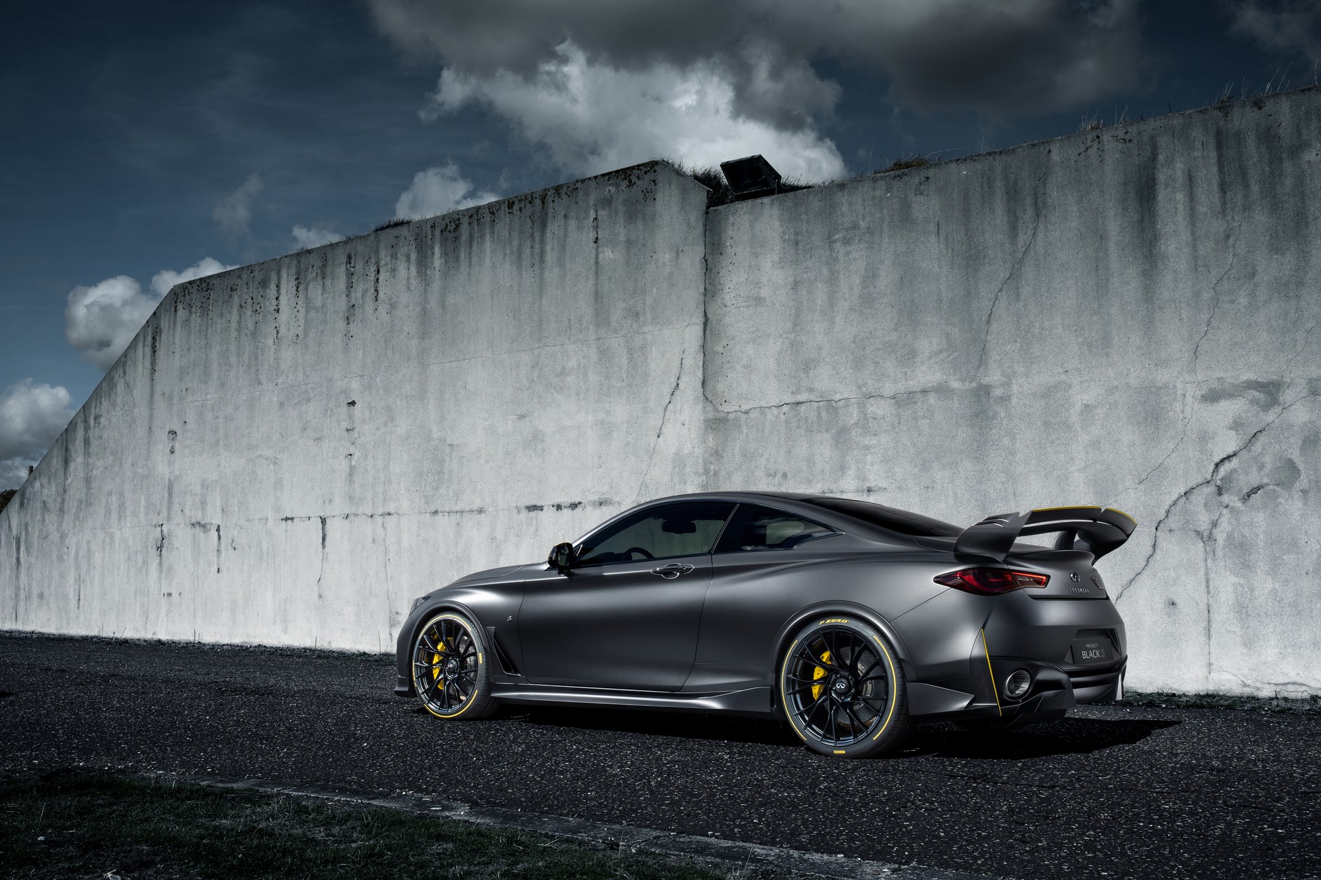 Infiniti Project Black S Concept-6 Infiniti Project Black S Concept With F1 Hybrid Tech Has The Power Go After M4, RS5