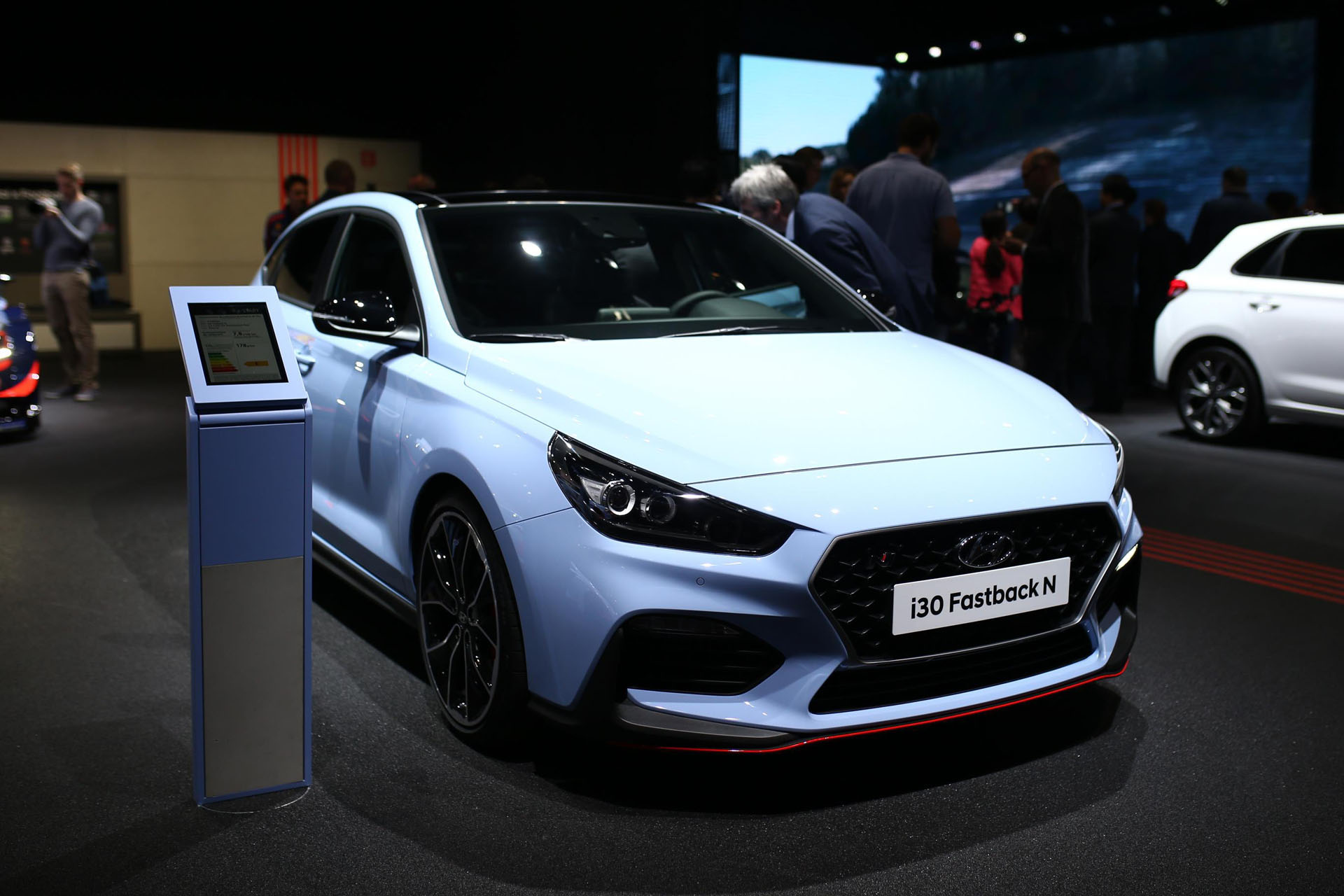 2019-Hyundai-i30-N-Fastback-paris-live-np-09 Hyundai i30 Fastback N Looks As Fast As It Does Slick