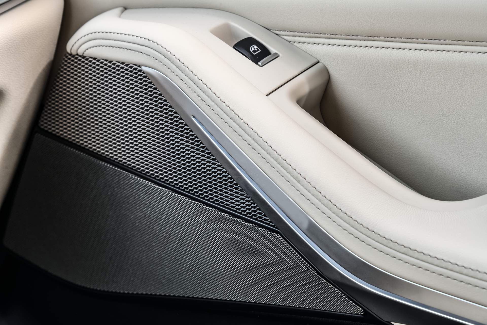 2019 BMW X5 321 Your 2019 BMW X5 Photo Gallery Is Here And It’s Huge