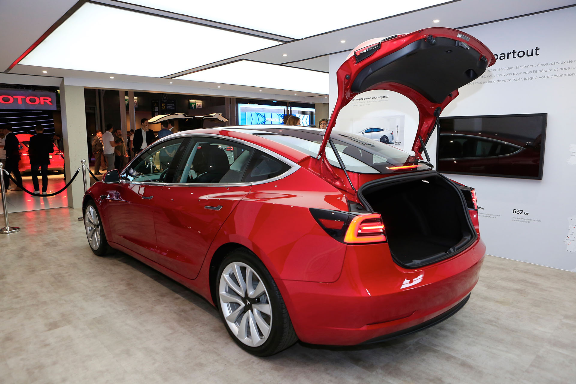 Auto Salon Paris / Mondial Paris Motor Show 2018, France, Paris, 03 Tesla Model 3 Looks Just As At-Home In Paris As It Does In America