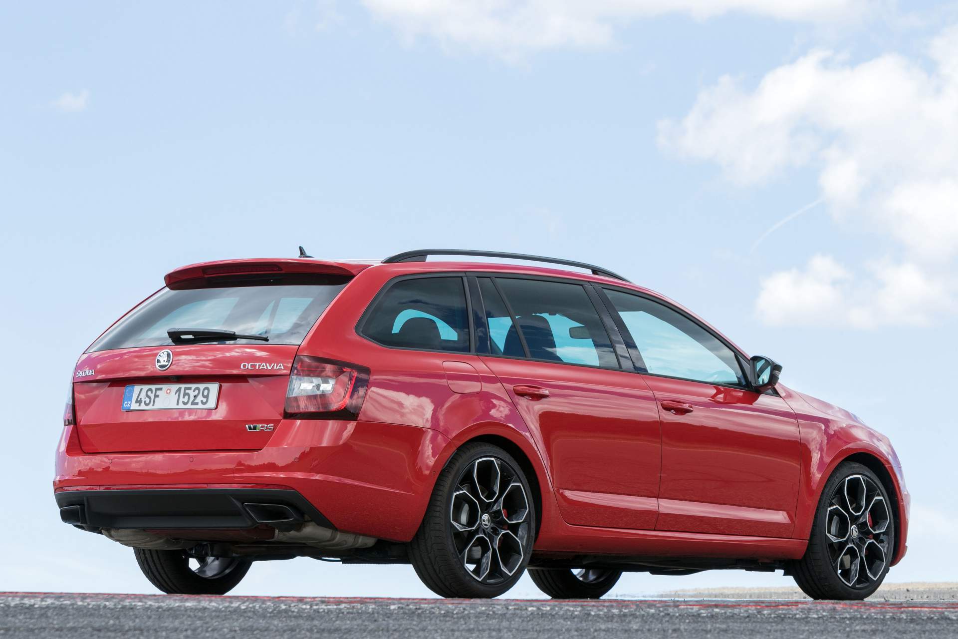 Skoda Octavia RS 245 5 Next-Generation Skoda Octavia RS On Track For Hybrid Version