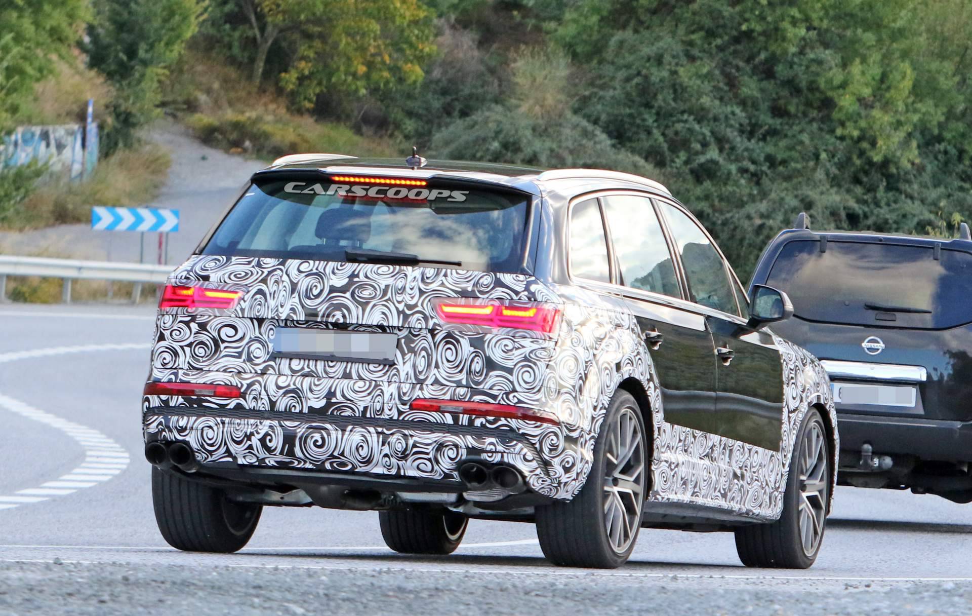 2020 Audi SQ7 spy shots 9 Brawny 2020 Audi SQ7 Comes Out Of Hiding As Well