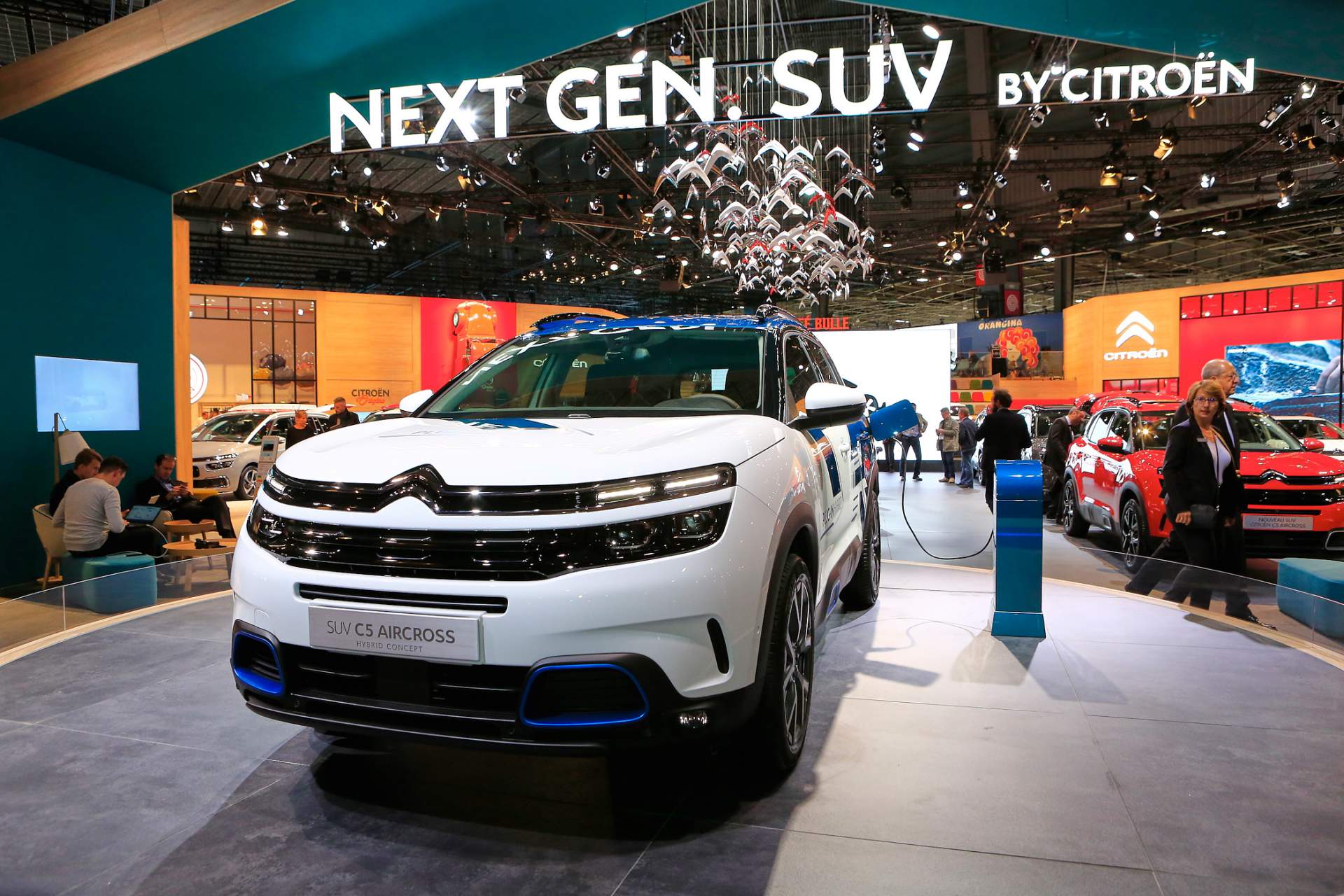 Auto Salon Paris / Mondial Paris Motor Show 2018, France, Paris, 02 Citroën C5 Aircross SUV Hybrid Concept Previews Brand’s First PHEV