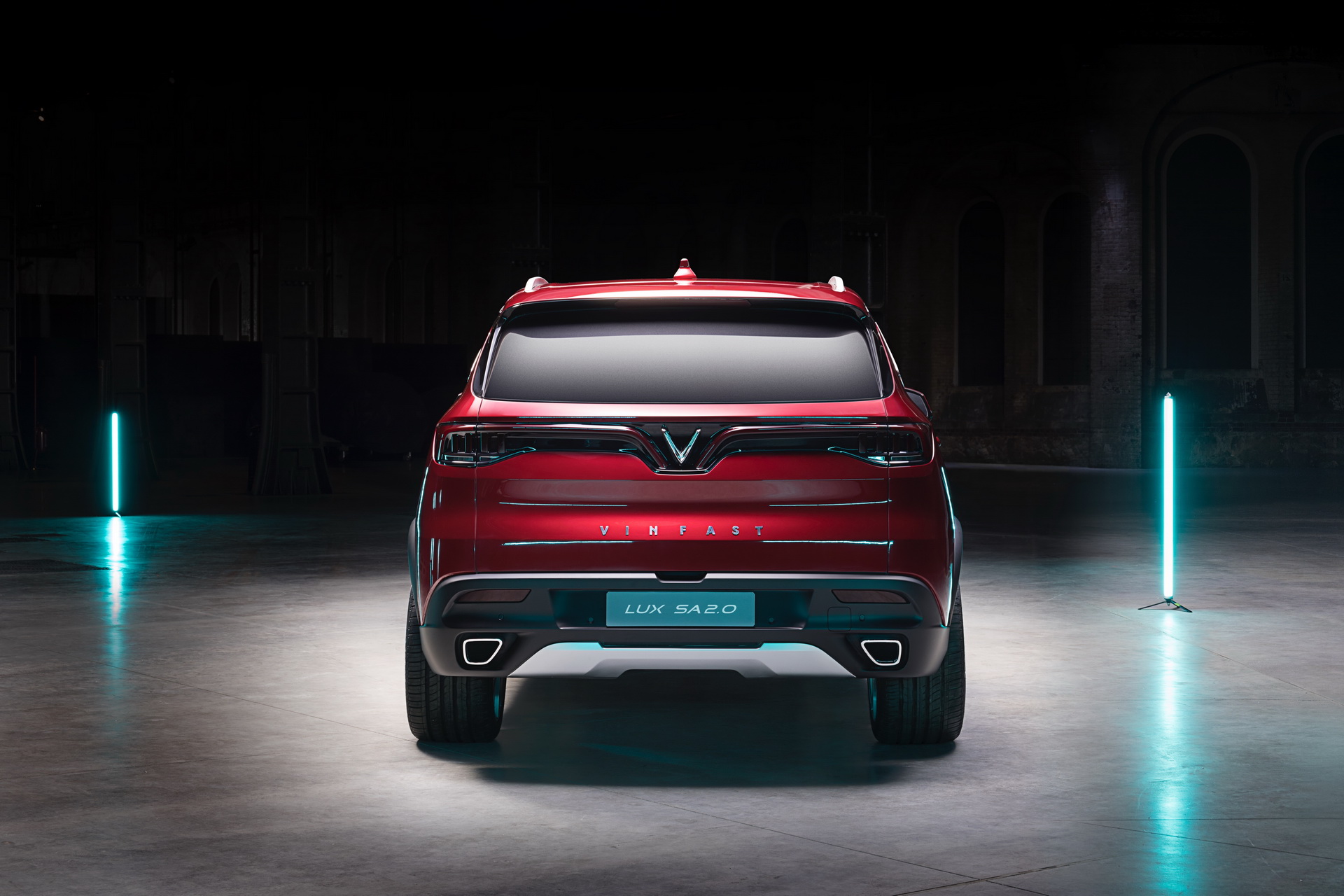vinfast suv sedan paris debuts 23 VinFast Details LUX SA2.0 SUV and A2.0 Sedan In Paris
