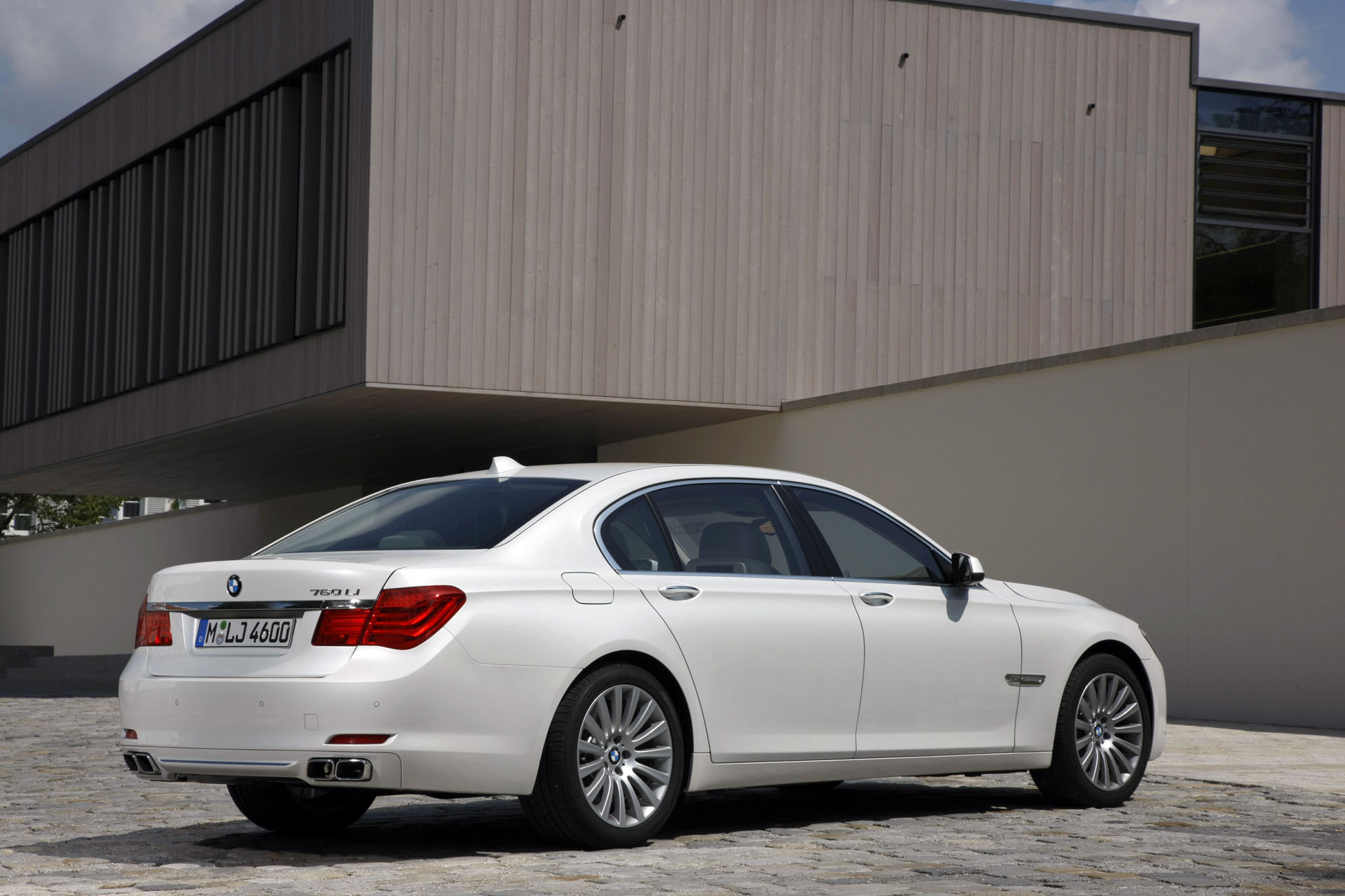 BMW_760Li_130 copy BMW’s Recalling 2013-2015MY V12 7-Series In The U.S. – All Three Of Them