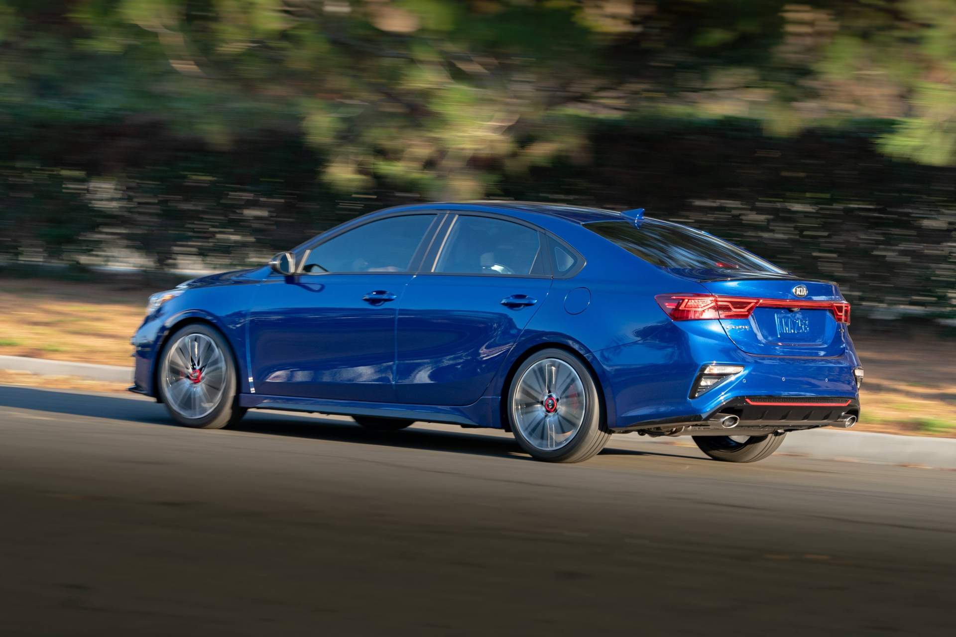 2020 Forte GT 2020 Kia Forte GT Shows Its Two Flavors At SEMA