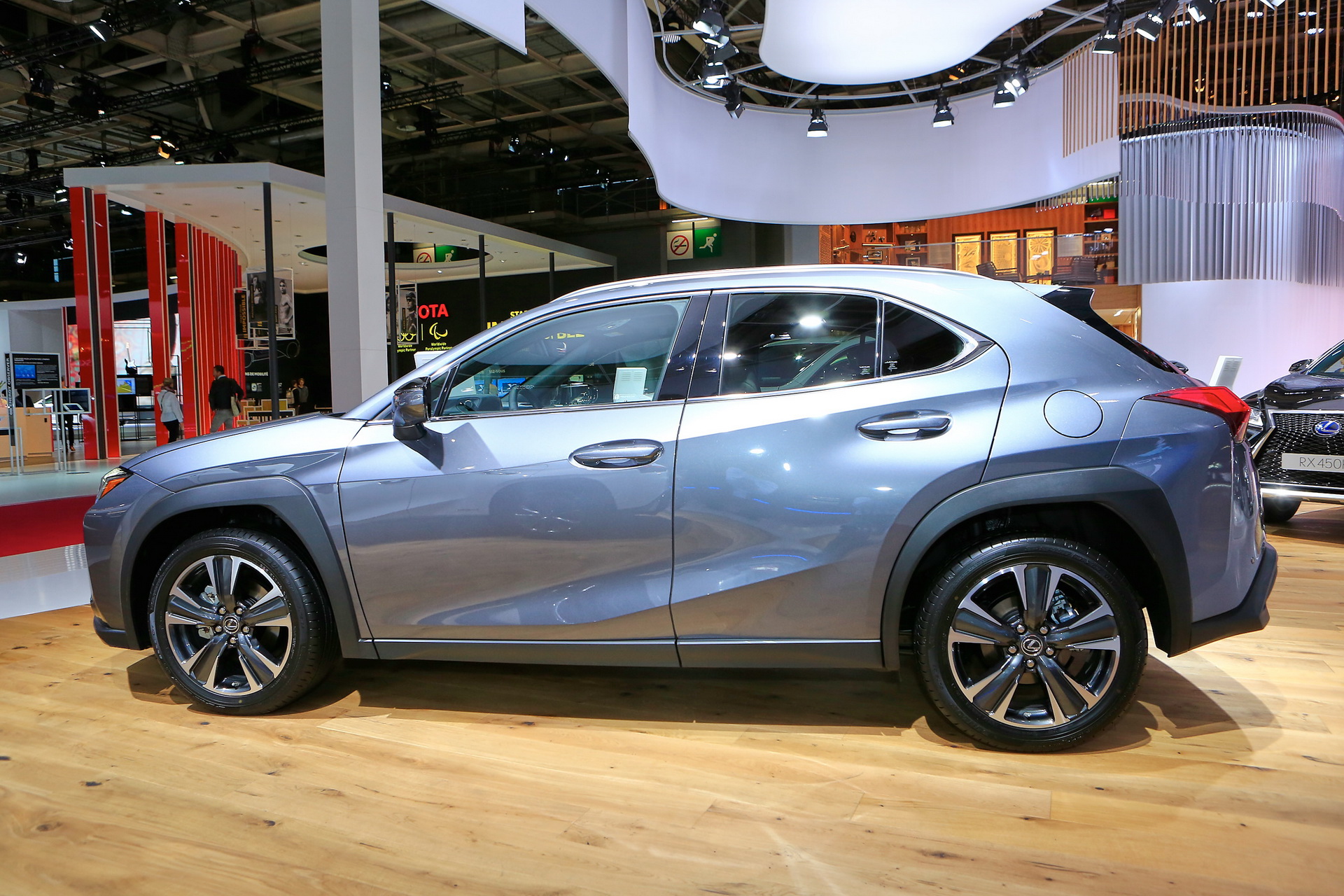 2019 lexus ux paris livepics 5 Lexus UX Ready To Go Hunt Some Small Crossovers In Europe