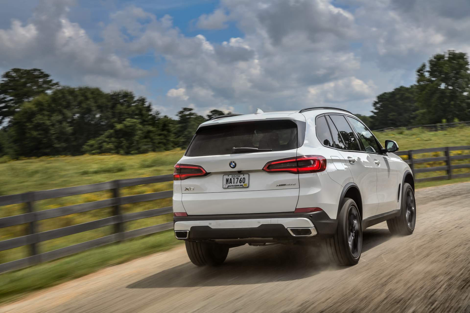 2019 BMW X5 43 Your 2019 BMW X5 Photo Gallery Is Here And It’s Huge