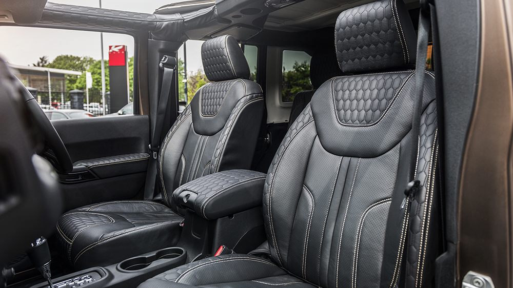 2017-jeep-wrangler-chelsea-night-eagle-03 Chelsea’s 2017 Jeep Night Eagle Has A Thing Or Two To Show The New Wrangler