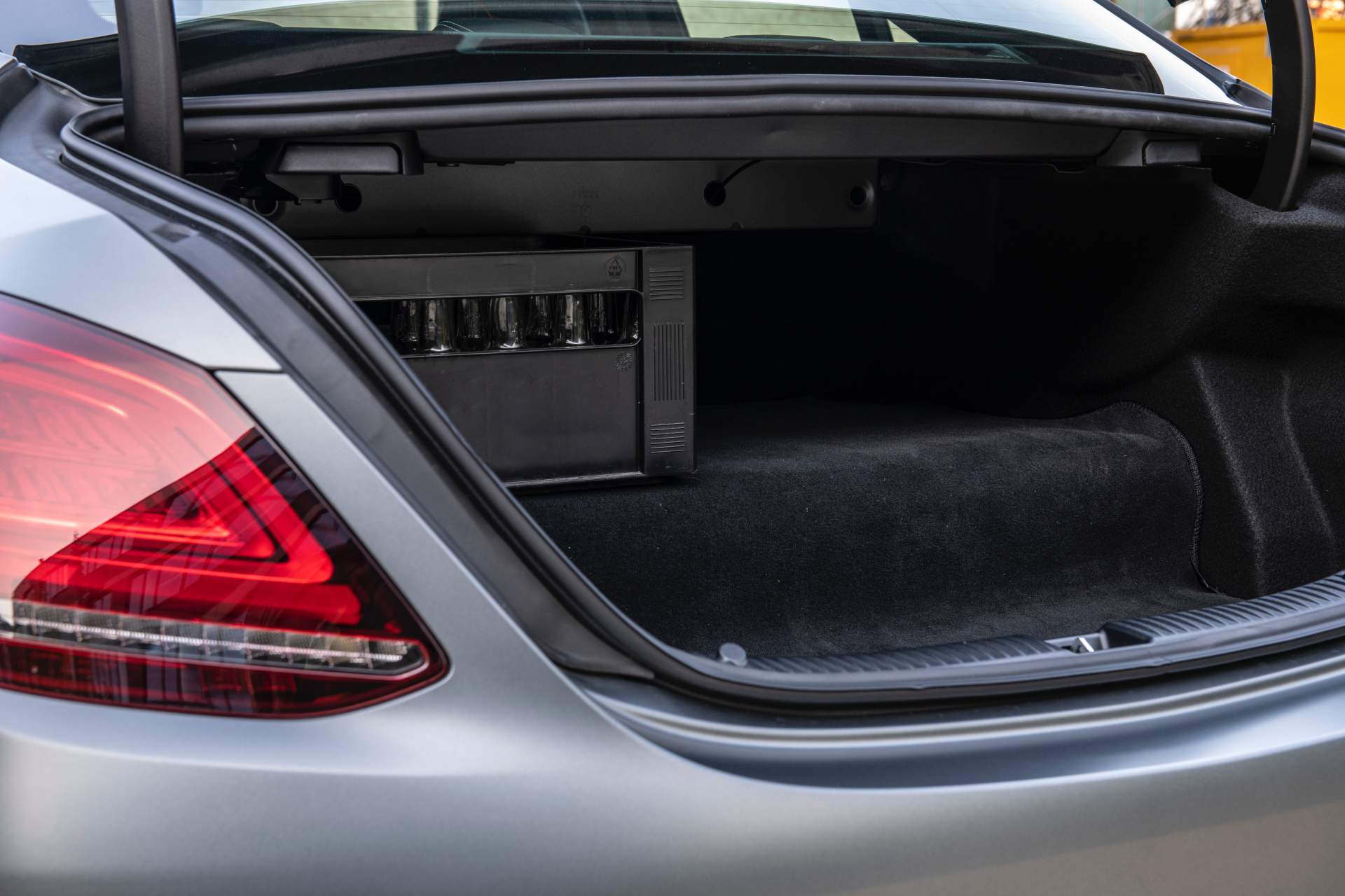 FV EQ Stuttgart 2018Driven by EQ Stuttgart 2018 302 HP Mercedes C300de Diesel PHEV Can Cover 57 Km In EV Mode