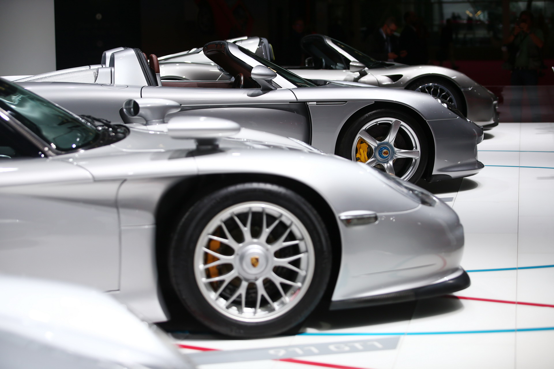 Porsche 6 2018 Paris Auto Show Gallery: Porsche