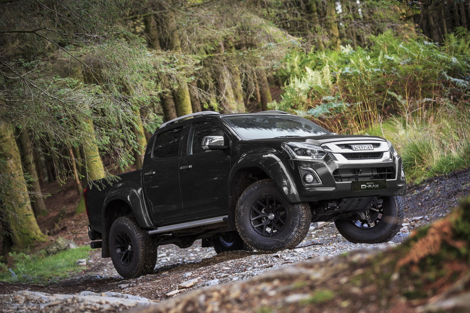 2019-isuzu-d-max-arctic-trucks-at35-1 Updated Isuzu D-Max Arctic AT35 Starts From £38,545 In UK