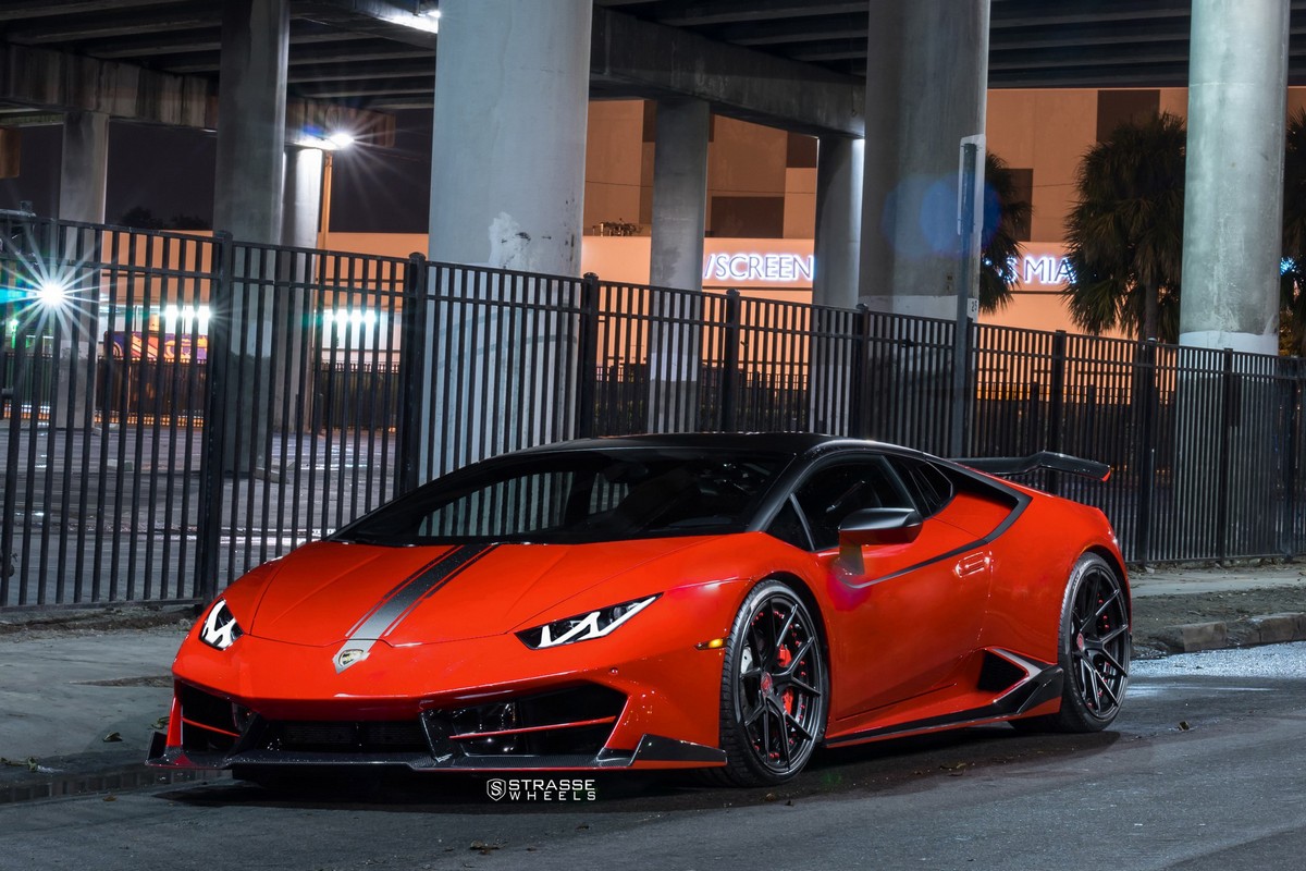 lamborghini huracan strasse wheels 1 Lamborghini Huracan LP 580-2 Wears Glossy Black, Y-Pattern Strasse Rims