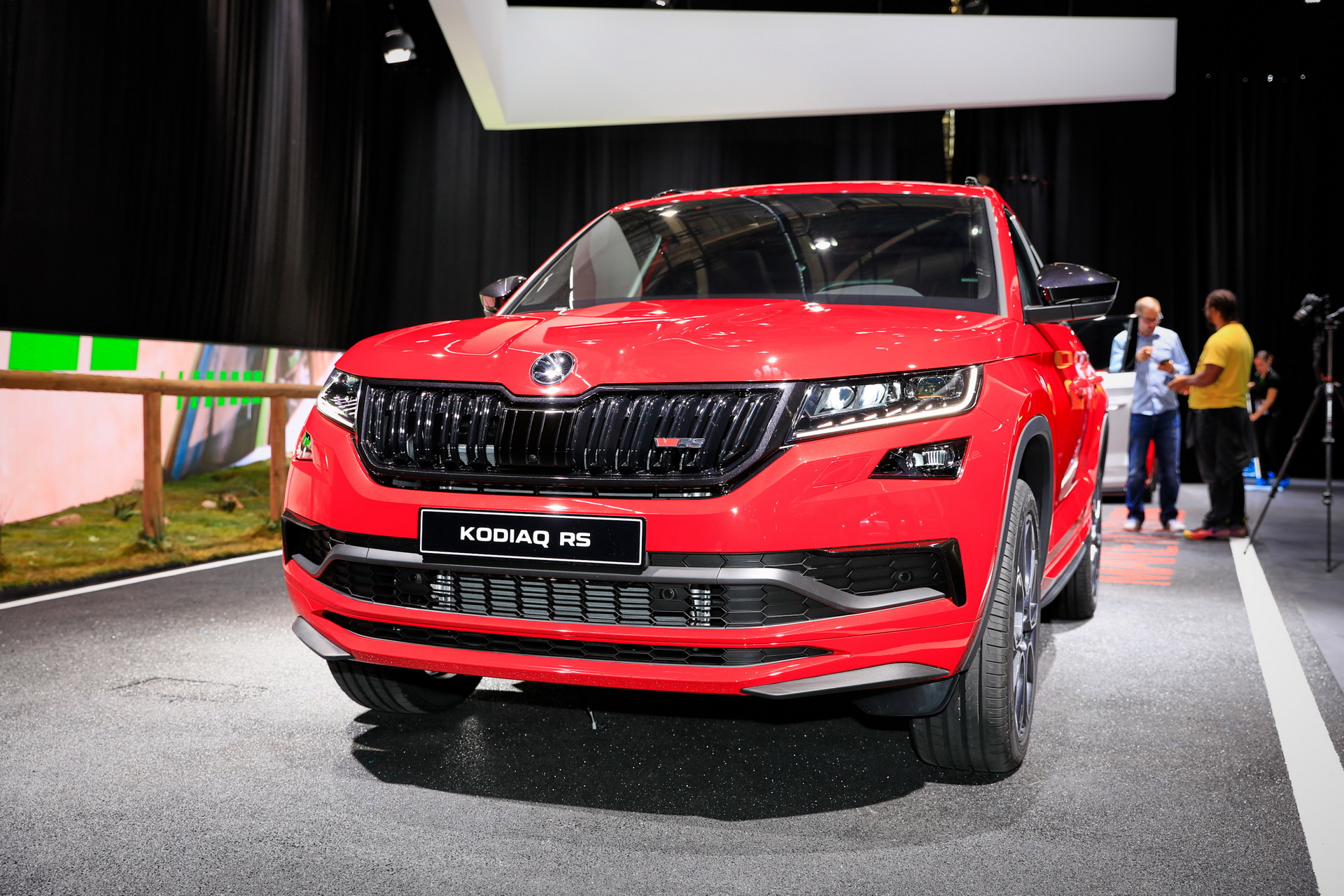 2019 skoda kodiaq rs livepics specs-15 New Skoda Kodiaq RS Makes Public Debut In Paris With Brand’s Most Powerful Diesel Ever