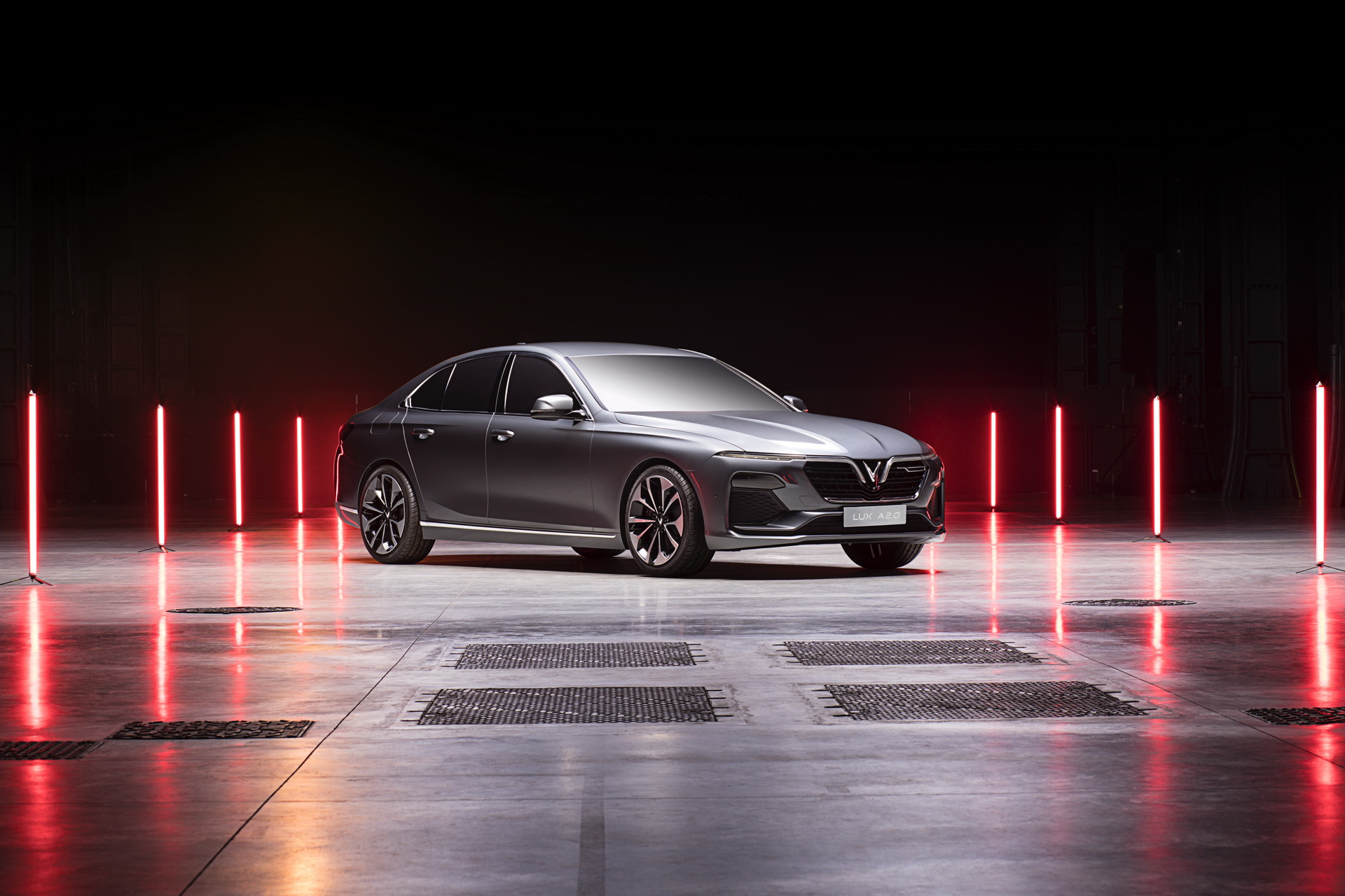 vinfast suv sedan paris debuts 42 VinFast Details LUX SA2.0 SUV and A2.0 Sedan In Paris