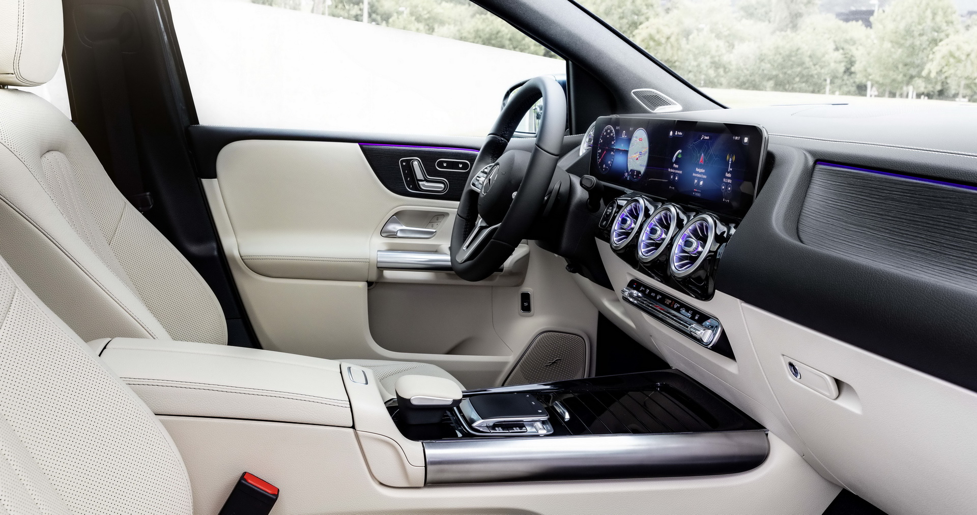 Mercedes-Benz B-Klasse, W 247, 2018 // Mercedes-Benz B-Class, W All-New Mercedes B-Class Lands In Paris With Fresh Looks And Tech