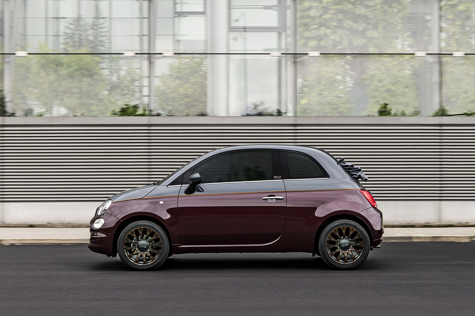 2019 fiat 500 collezione 7 Fiat Celebrates Autumn With New 500 Collezione Edition