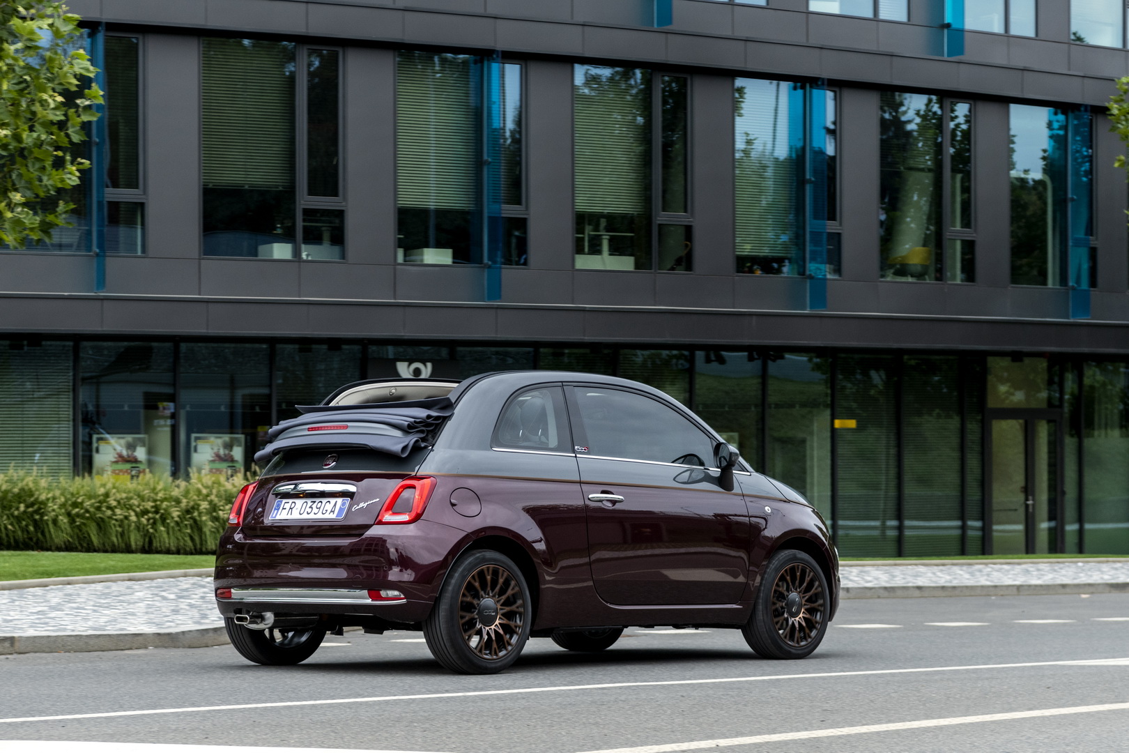 2019 fiat 500 collezione 10 Fiat Celebrates Autumn With New 500 Collezione Edition