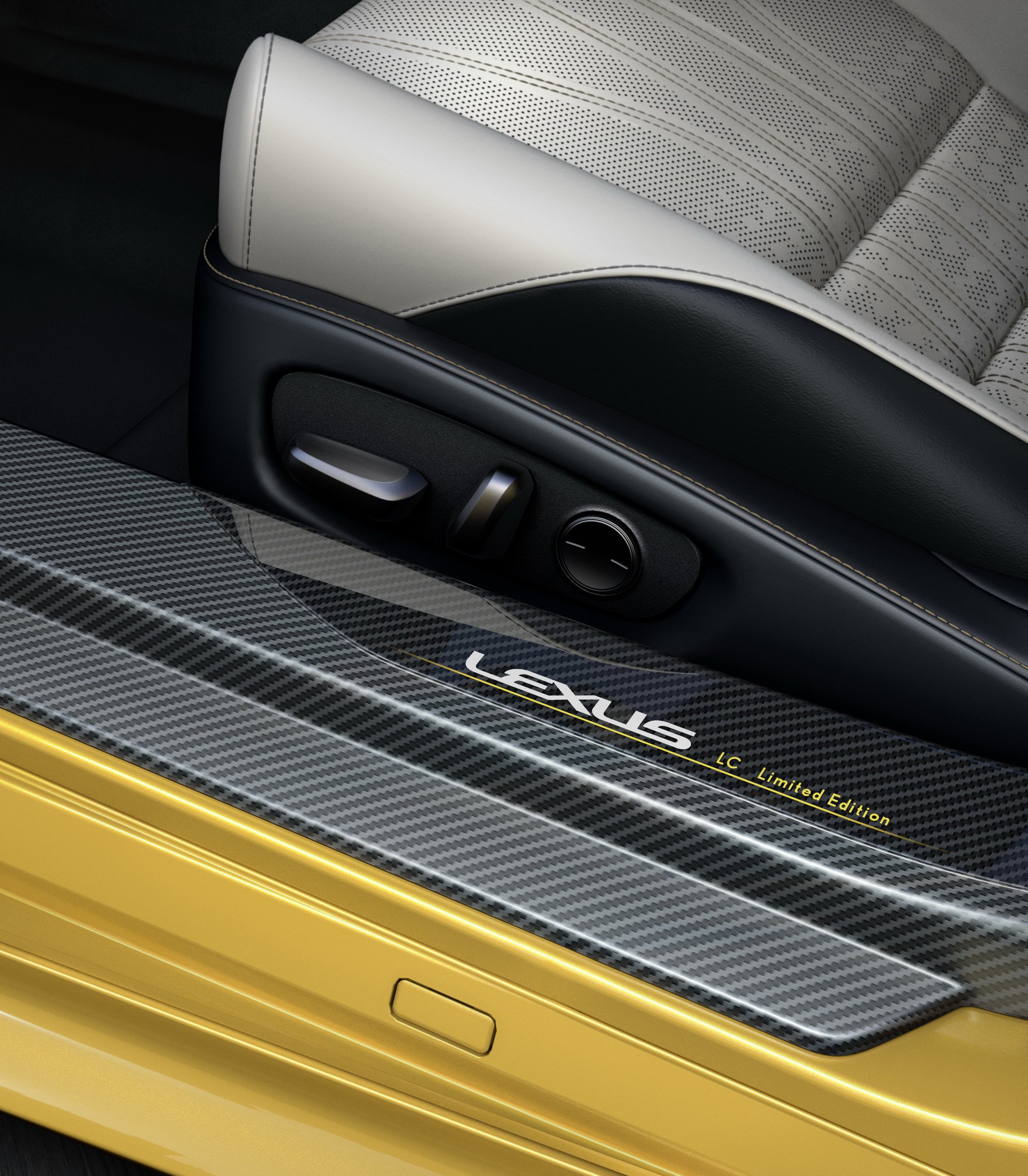 2019 lexus lc limited edition paris livepics 16 Lexus LC Limited Edition Adds A Splash Of Color To Luxury Coupe