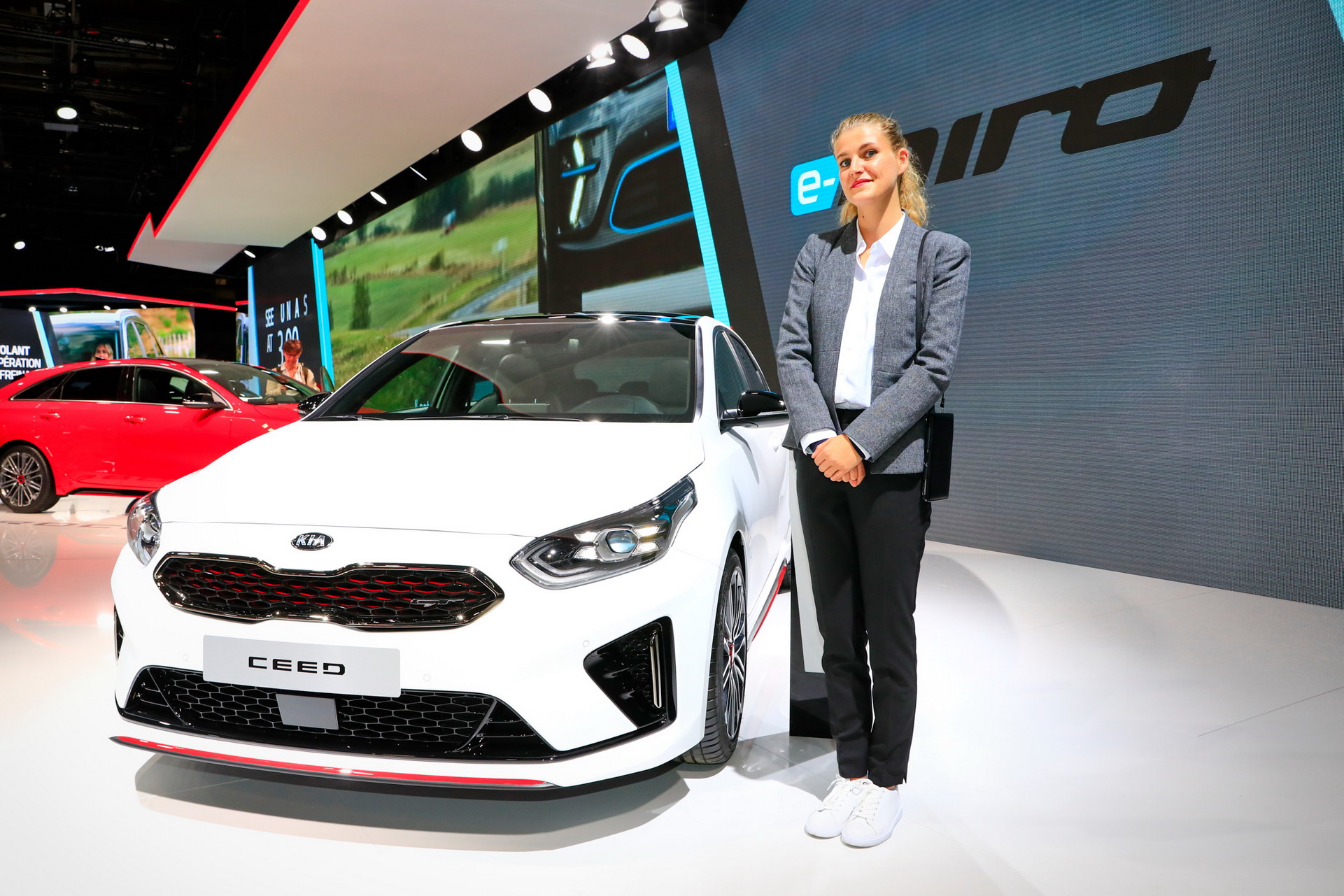 General 25 2018 Paris Auto Show Gallery: General Views