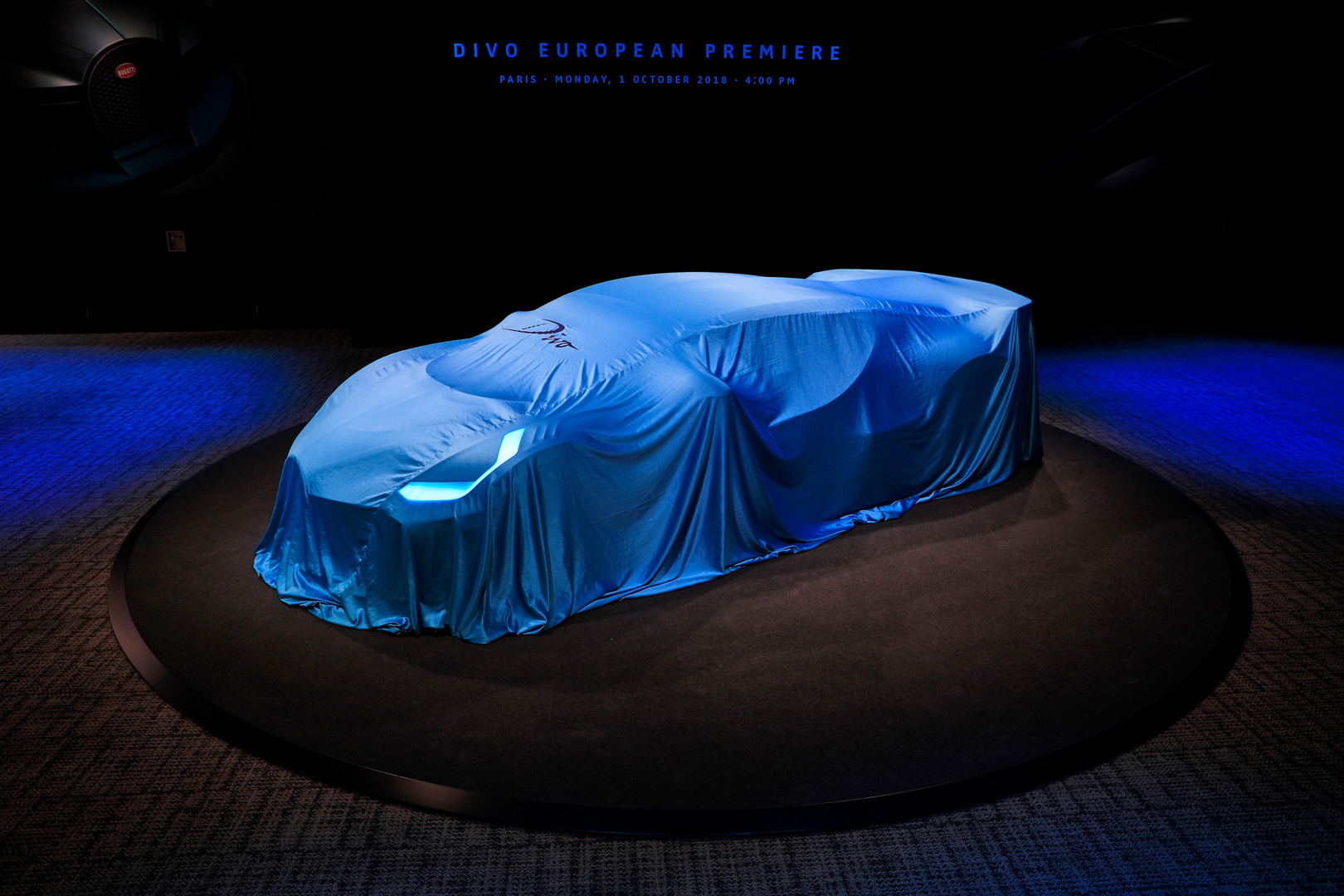 Bugatti Divo Bugatti Divo Looks Spectacular Under Any Light, Check It Out In 92 Images From Paris