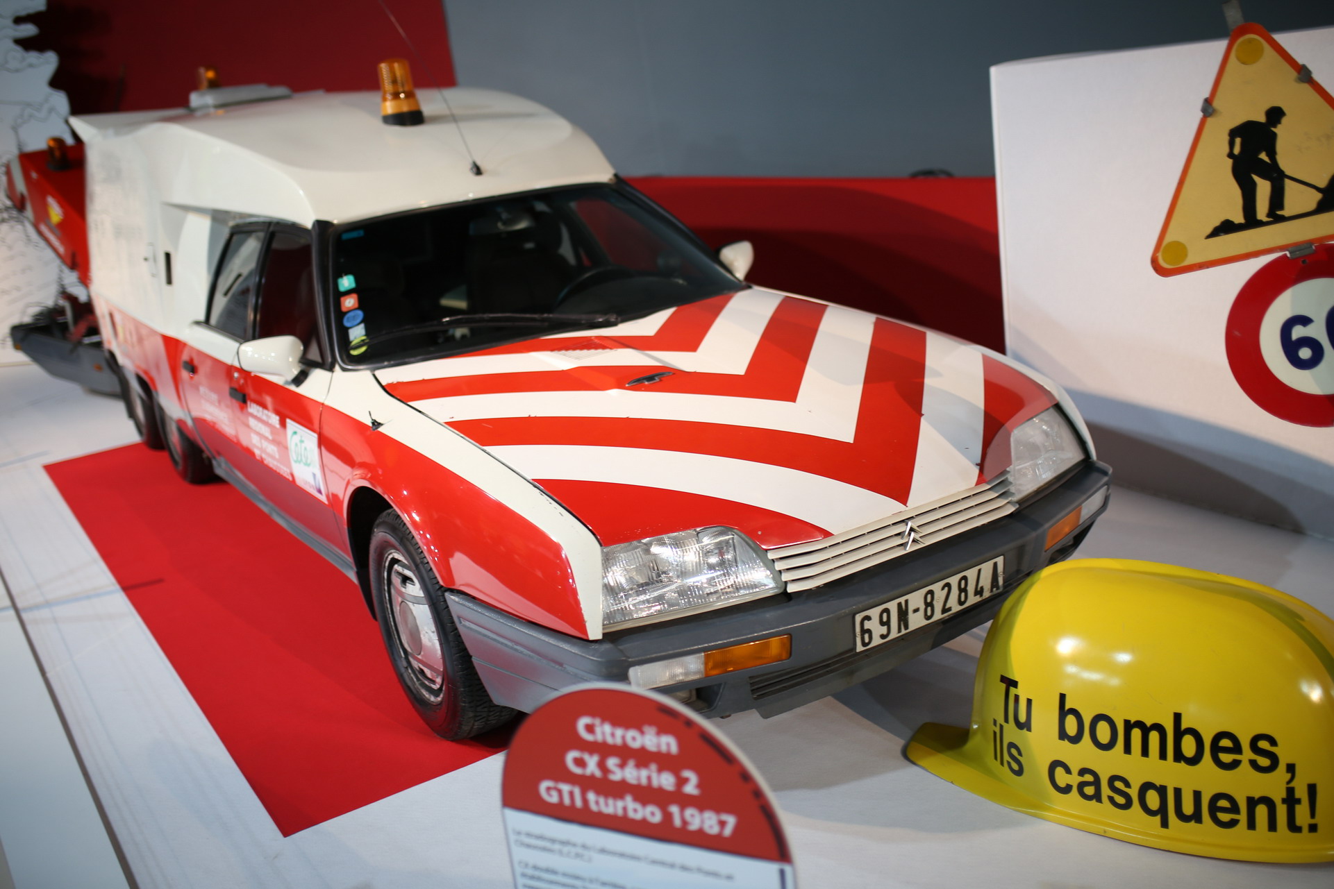 General b2 2018 Paris Auto Show Gallery: General Views