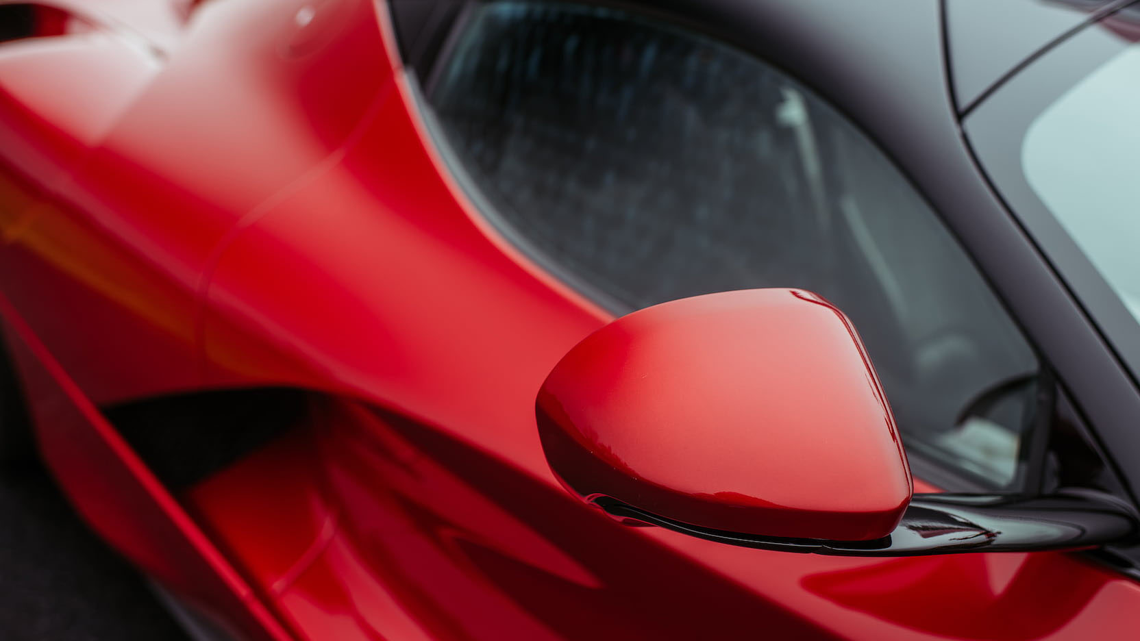 2014 FERRARI LAFERRARI Kissimmee Auction 15 Place The Winning Bids And Take Home This Matching LaFerrari & Aperta Duo