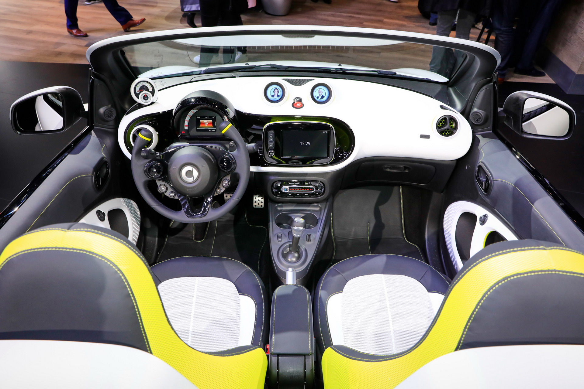 Smart 24 2018 Paris Auto Show Gallery: Smart