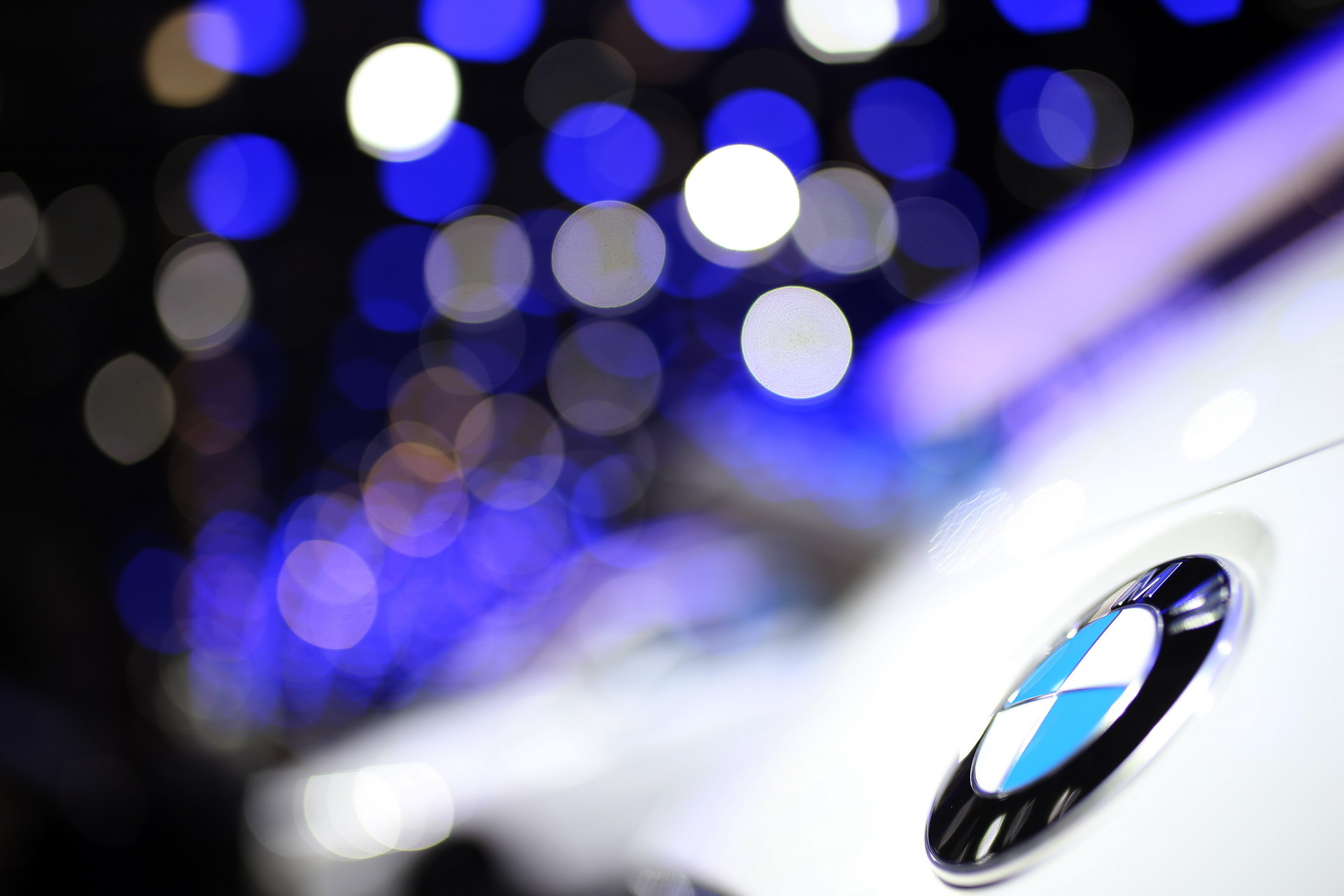 General b6 2018 Paris Auto Show Gallery: General Views