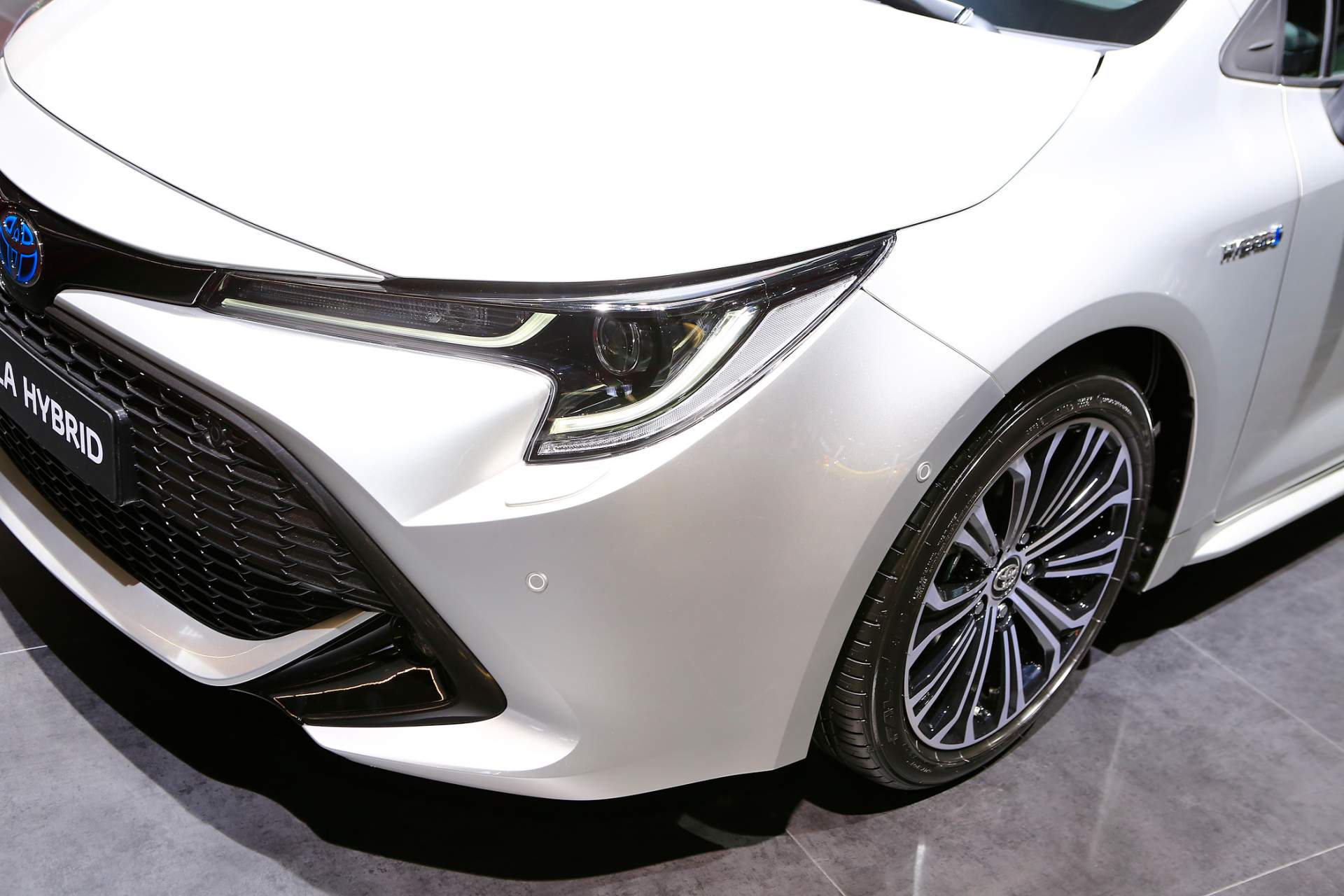 Auto Salon Paris / Mondial Paris Motor Show 2018, France, Paris, 02 2019 Toyota Corolla Reveals Its Two Flavors In Paris